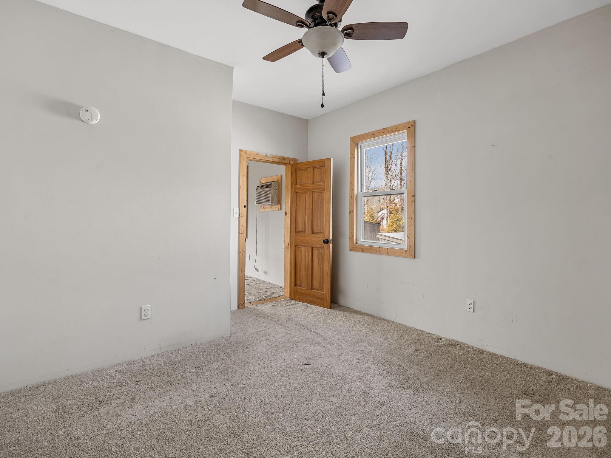 1487 Hayes Road — Columbus