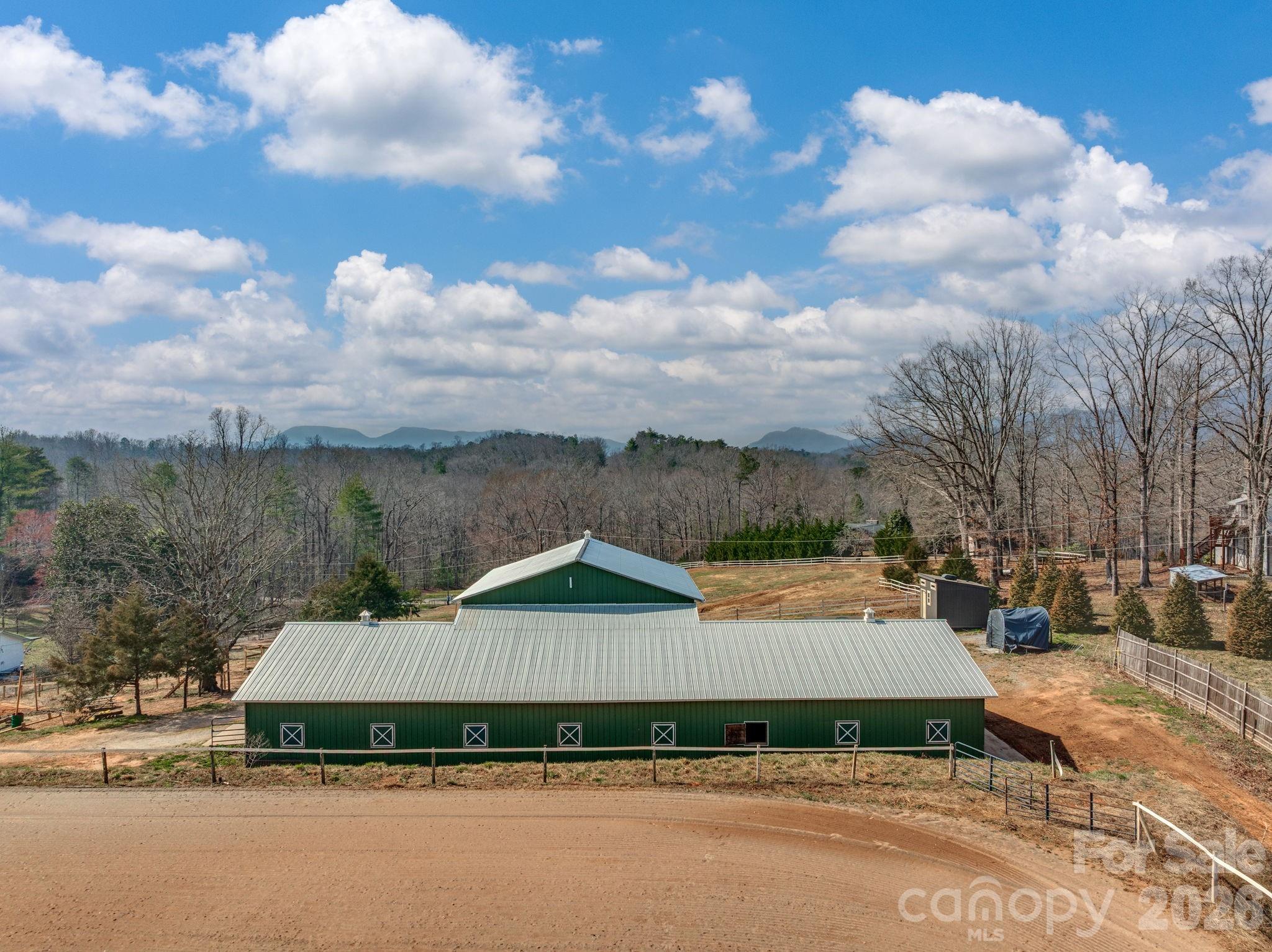 1487 Hayes Road — Columbus