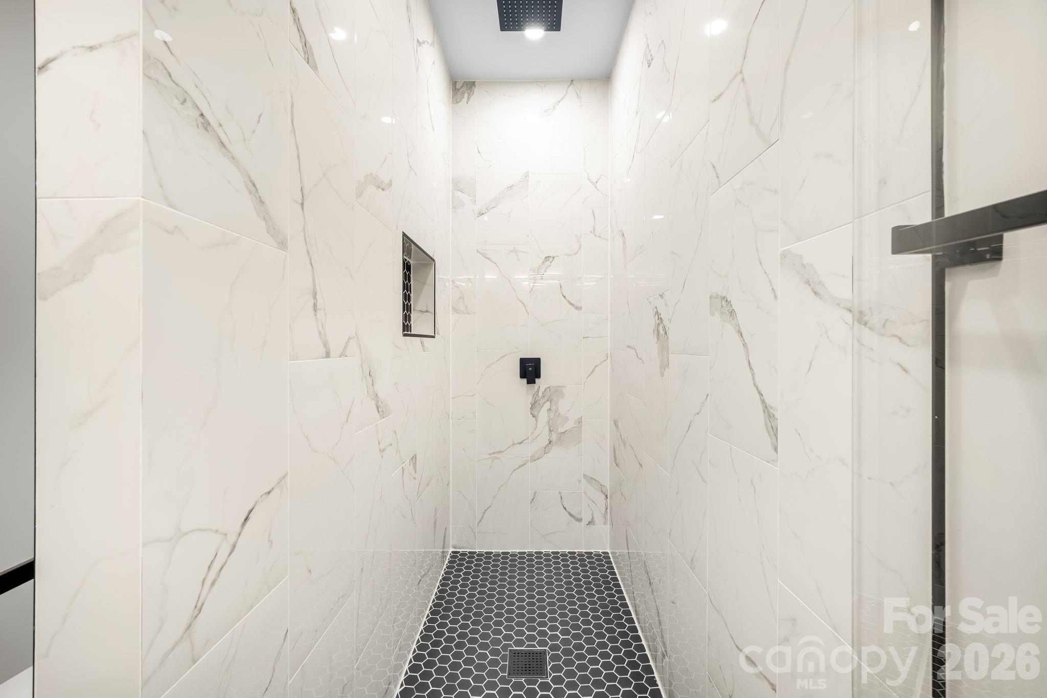 2302 Jordi Way — Charlotte