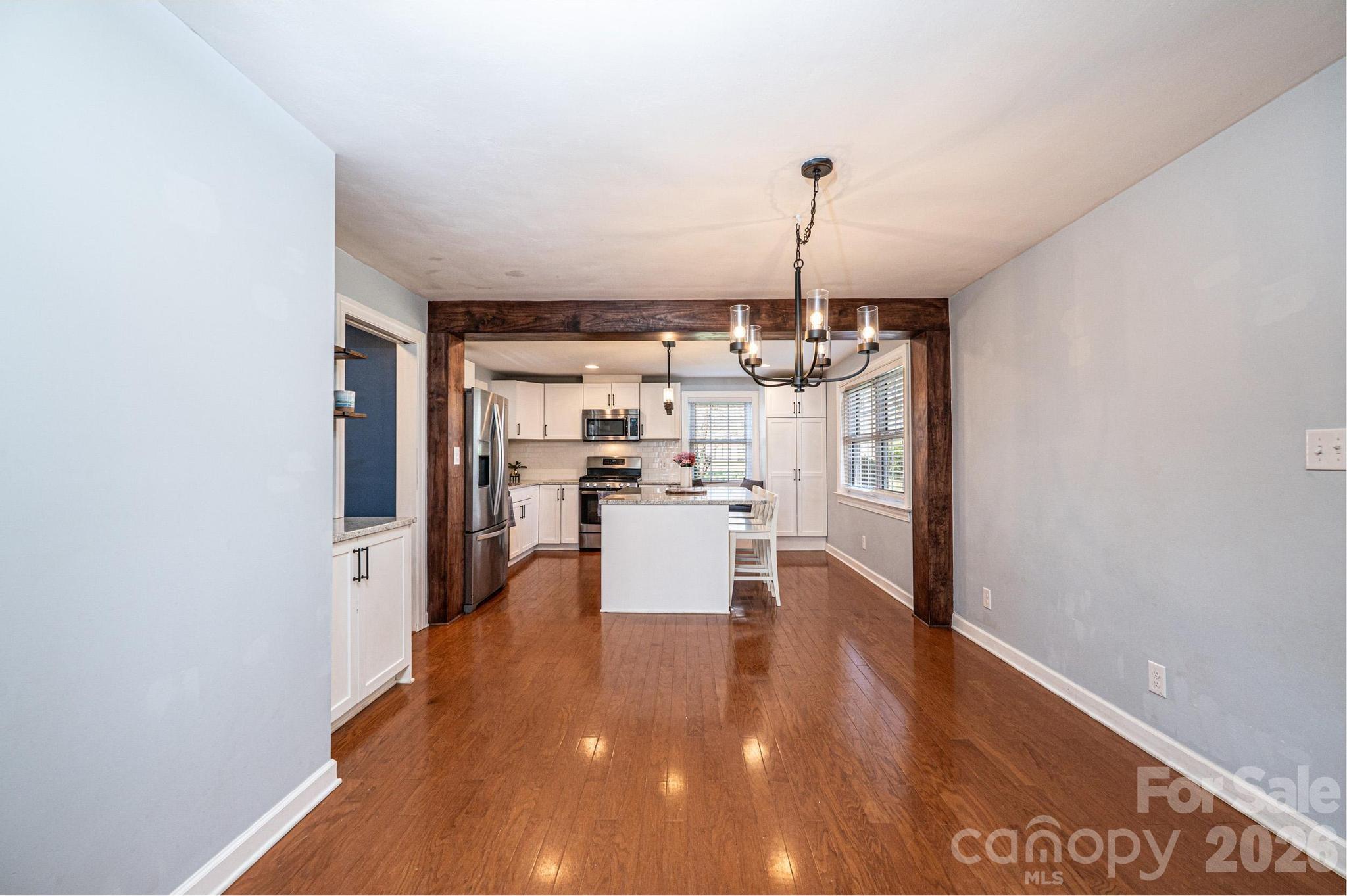 1425 5th Street NE — Hickory