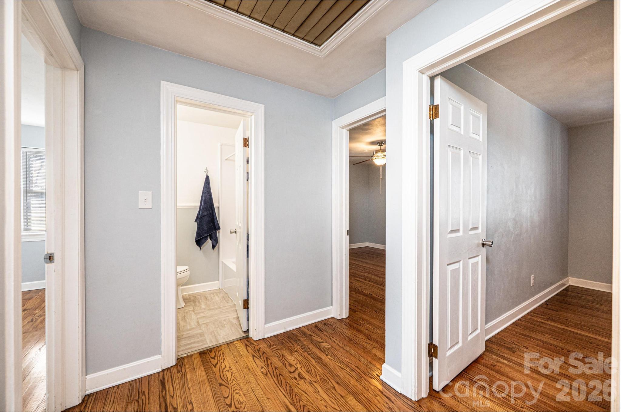 1425 5th Street NE — Hickory