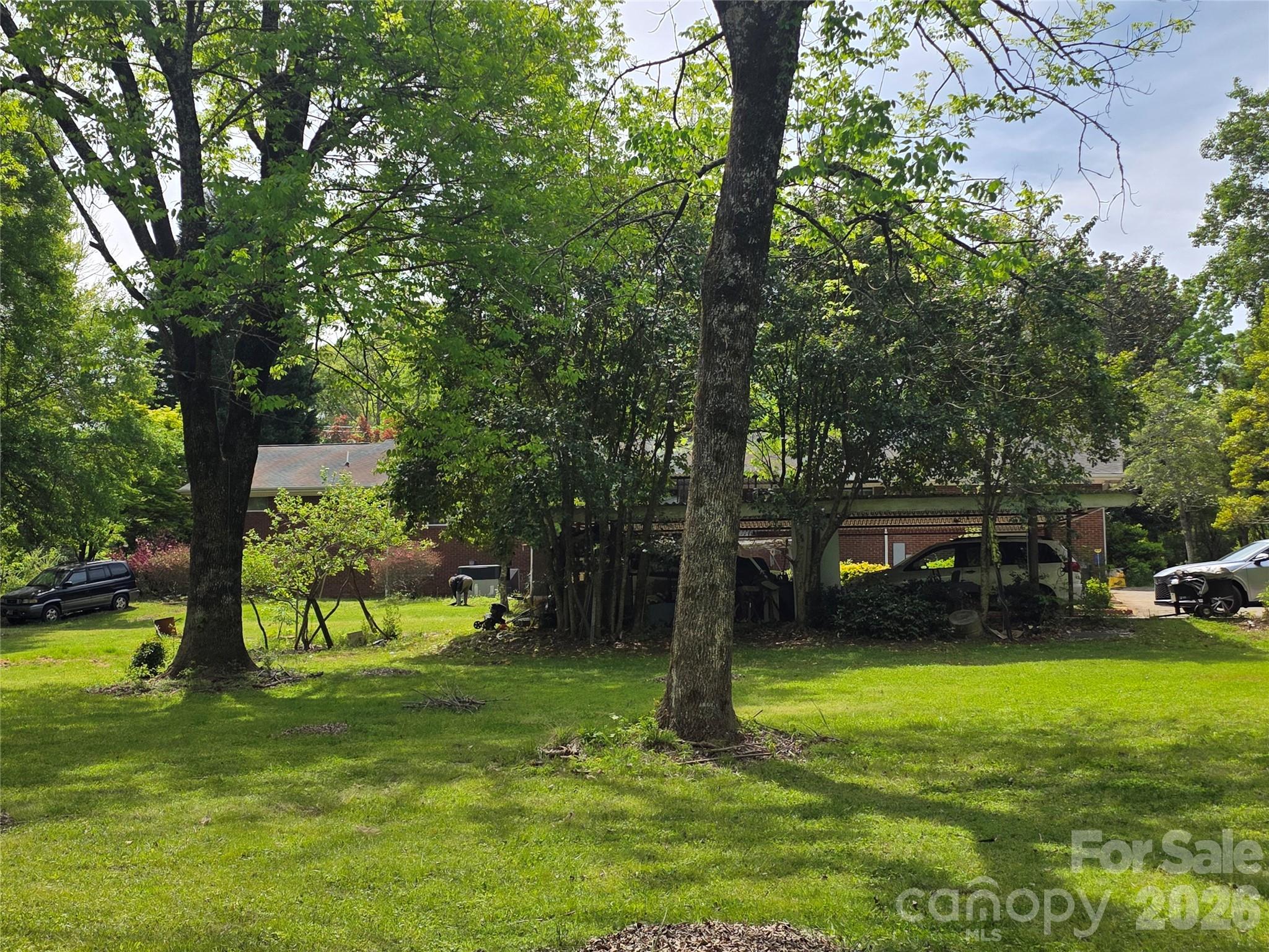 14325 Fountain Lane — Charlotte