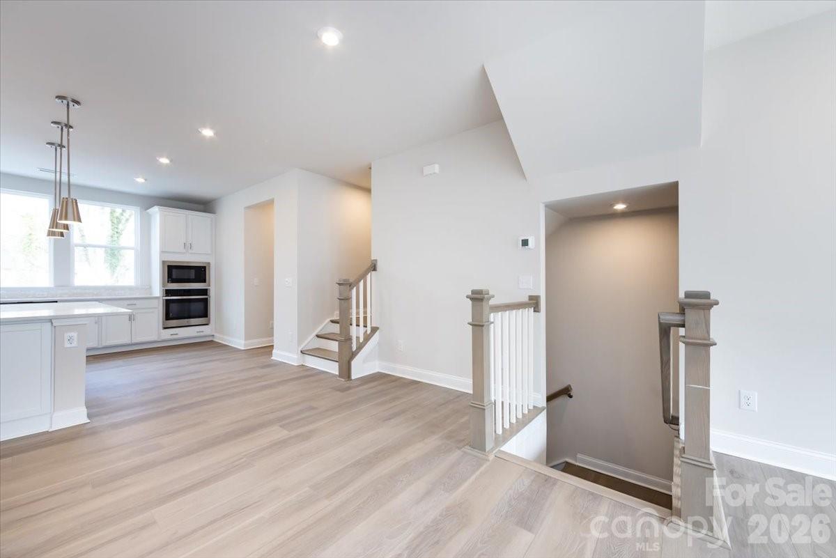 909 Archway Lane — Charlotte
