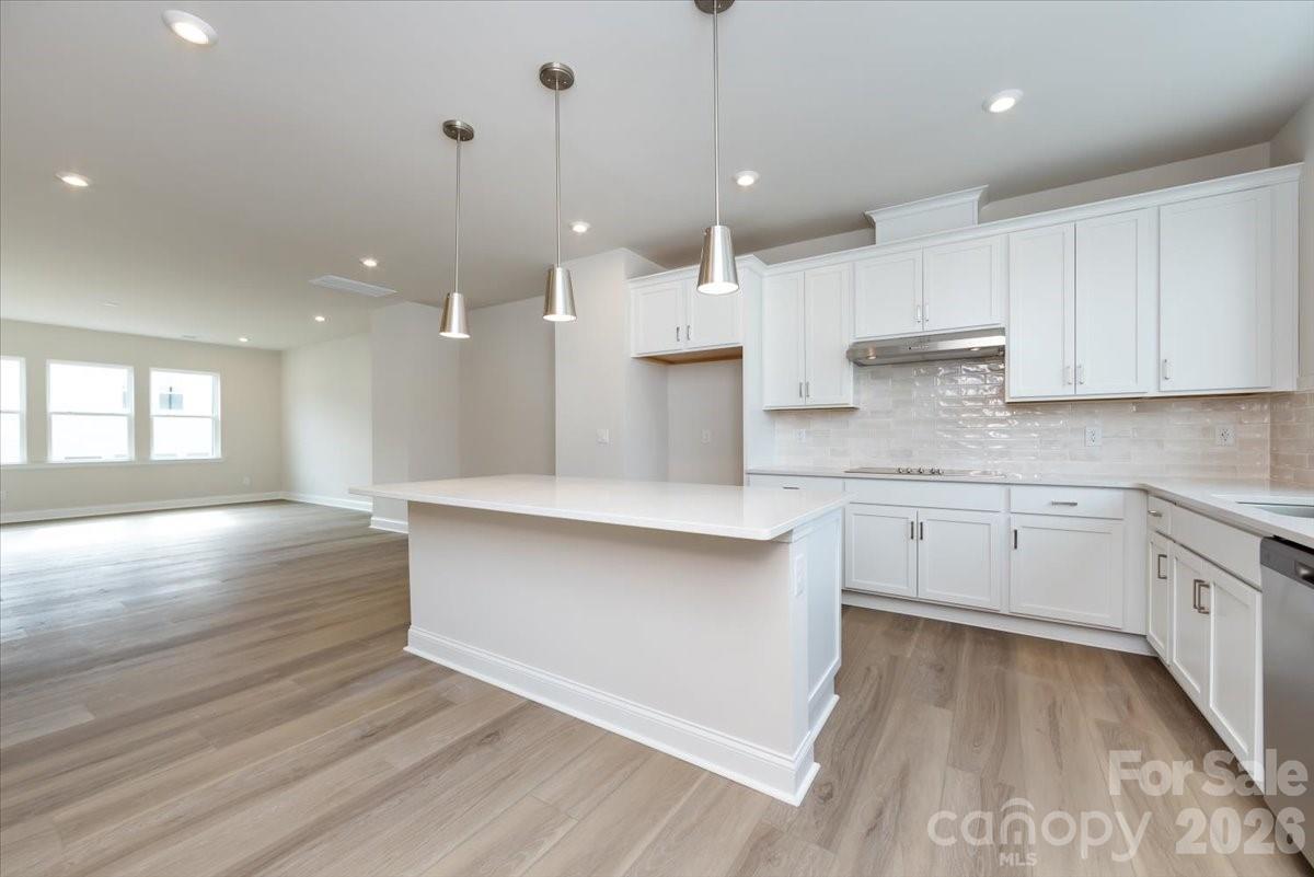 909 Archway Lane — Charlotte