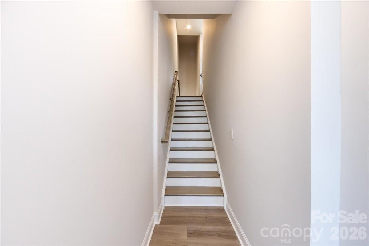 909 Archway Lane — Charlotte