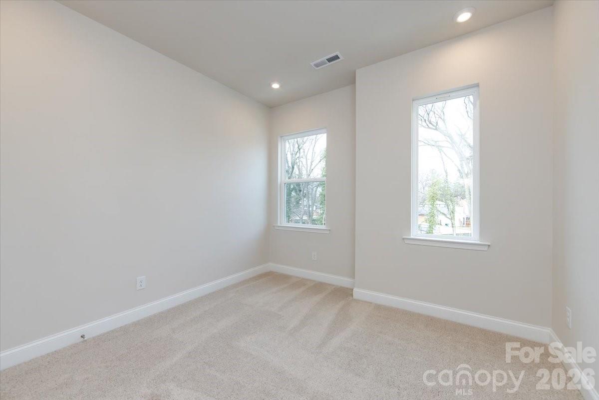 909 Archway Lane — Charlotte