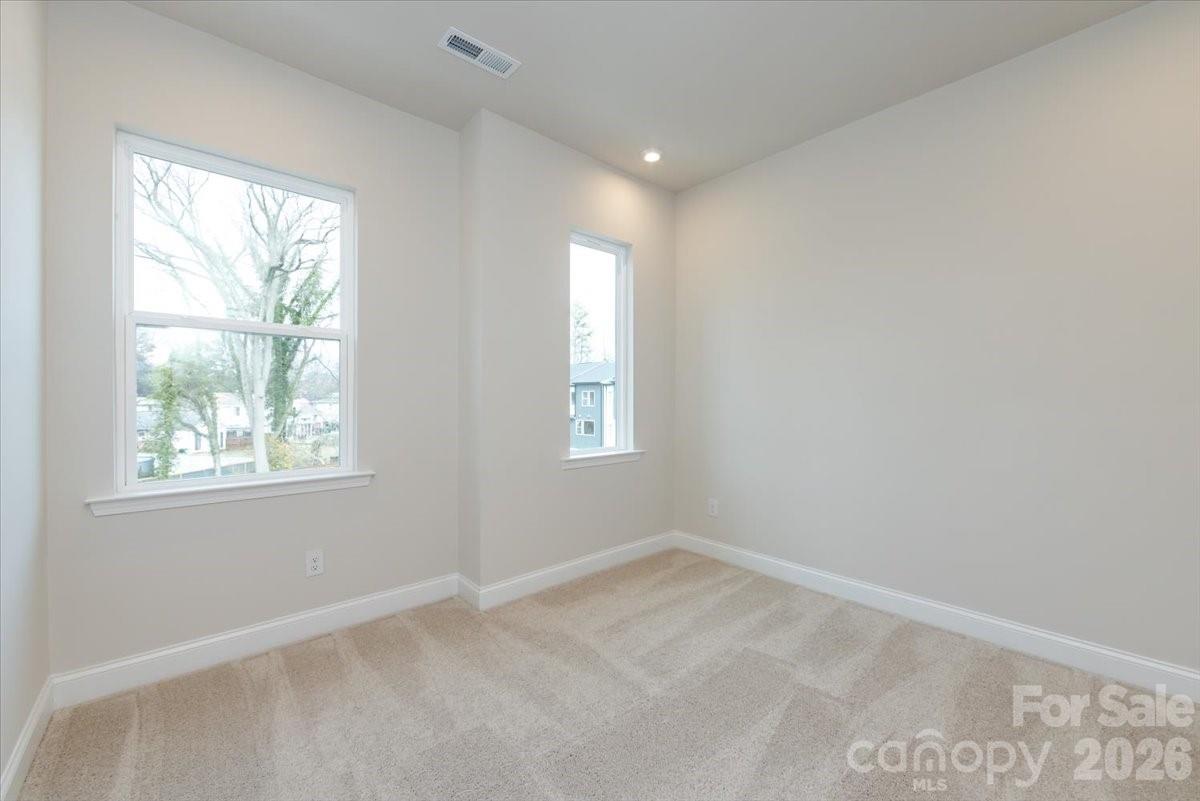 909 Archway Lane — Charlotte