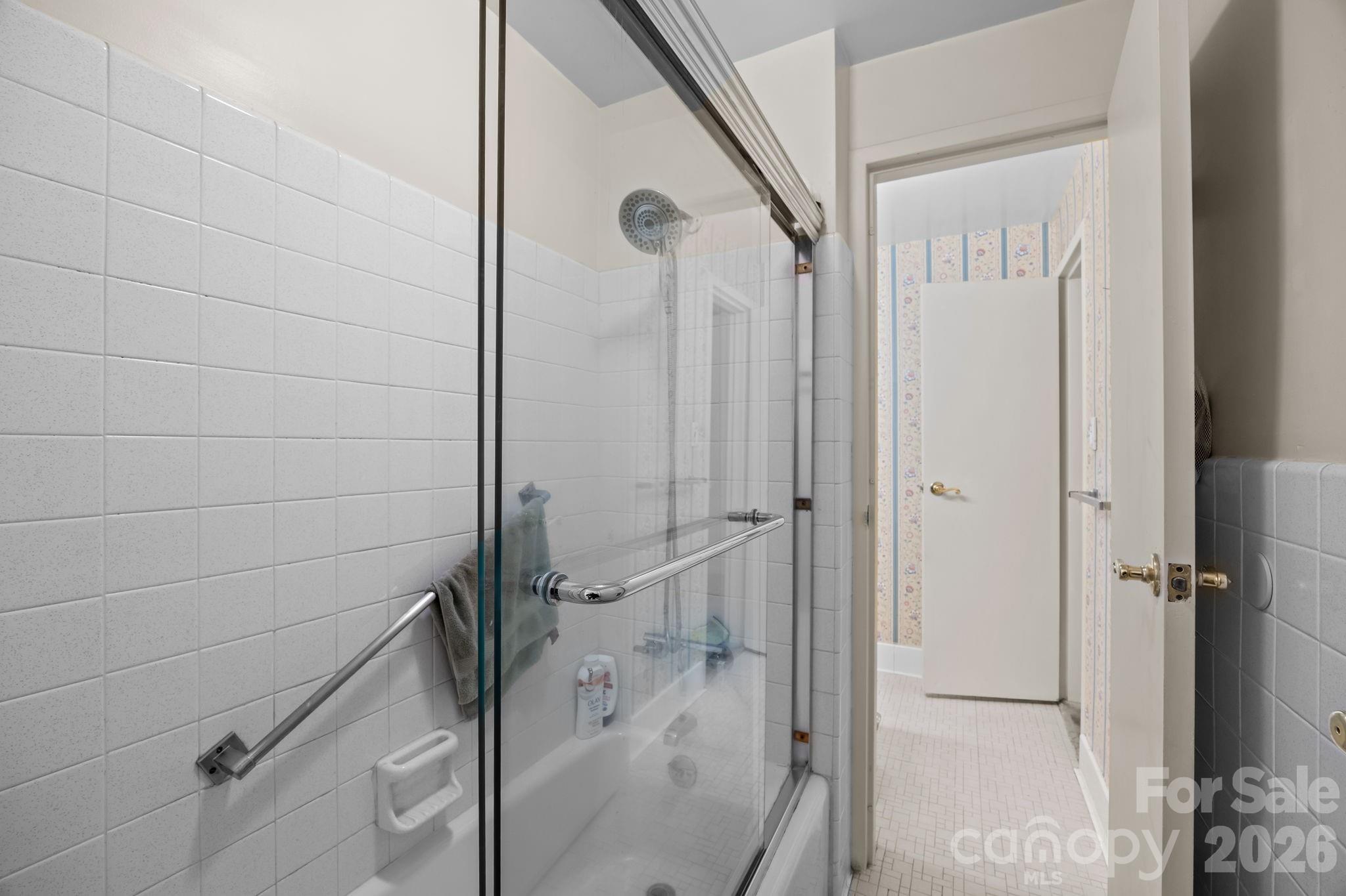 1300 Reece Road #208 — Charlotte