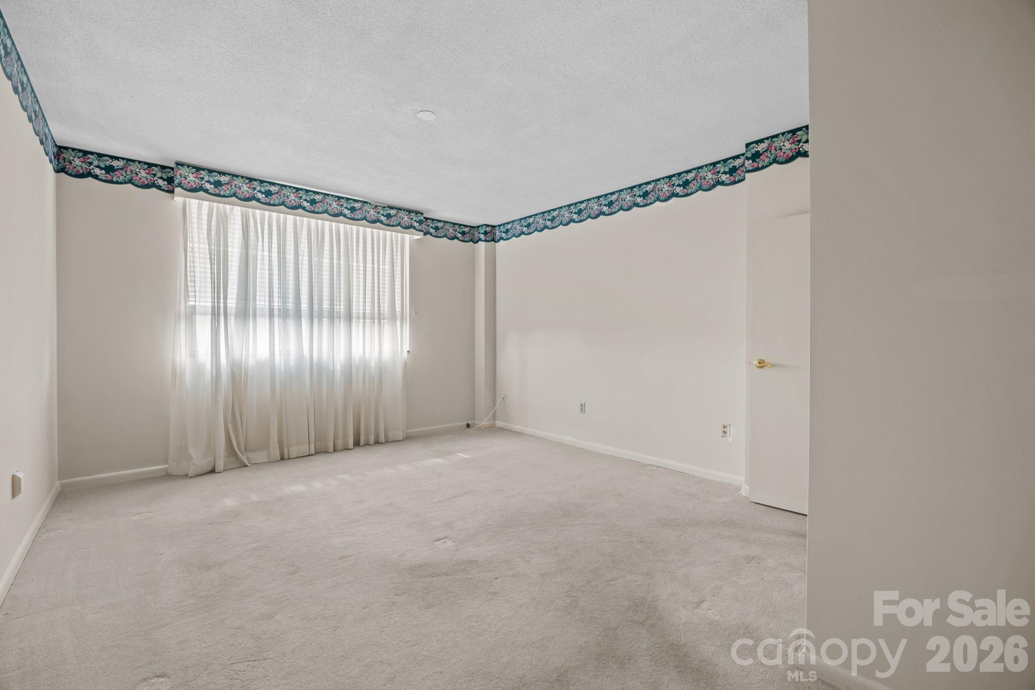 1300 Reece Road #208 — Charlotte