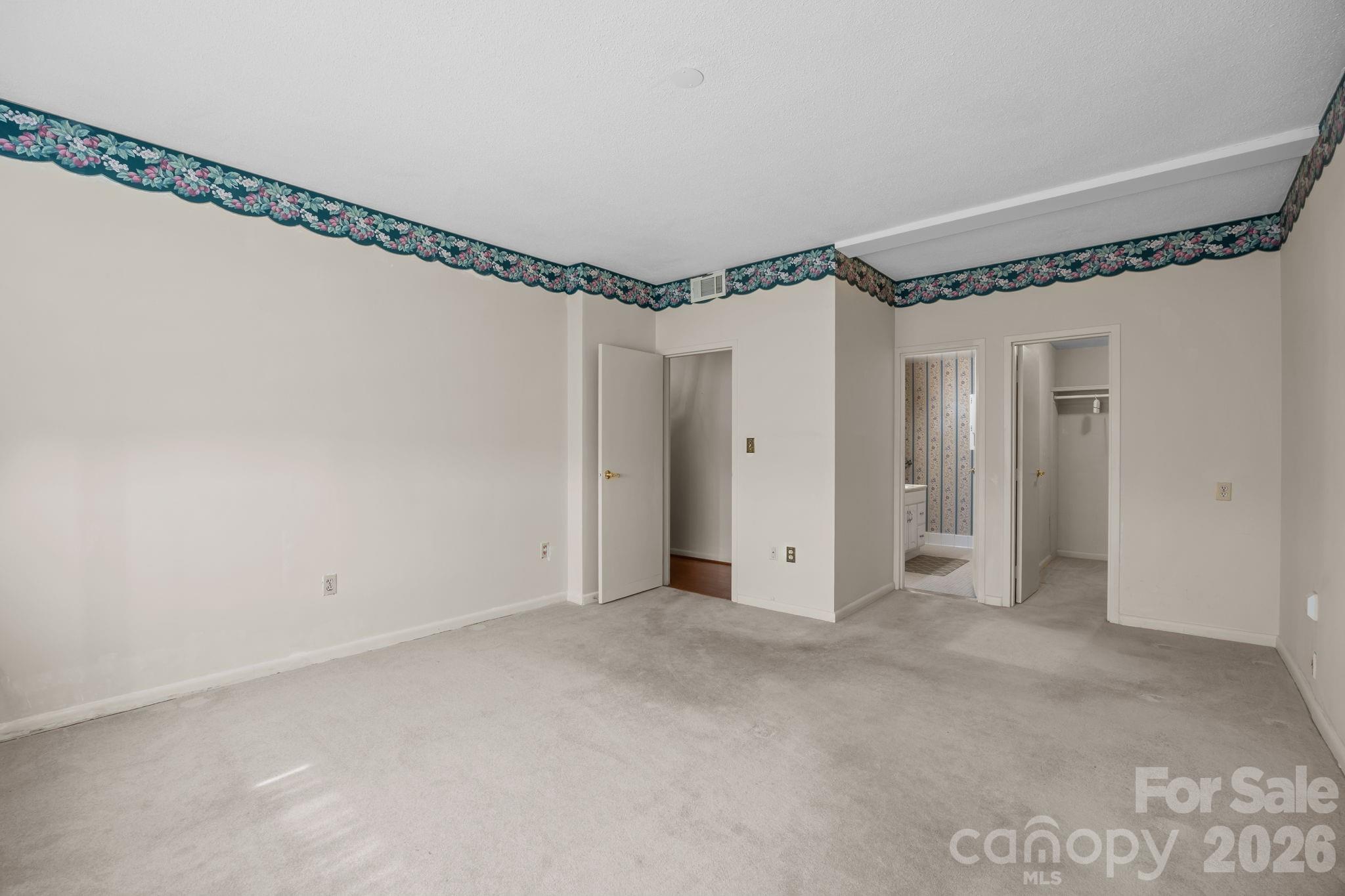 1300 Reece Road #208 — Charlotte