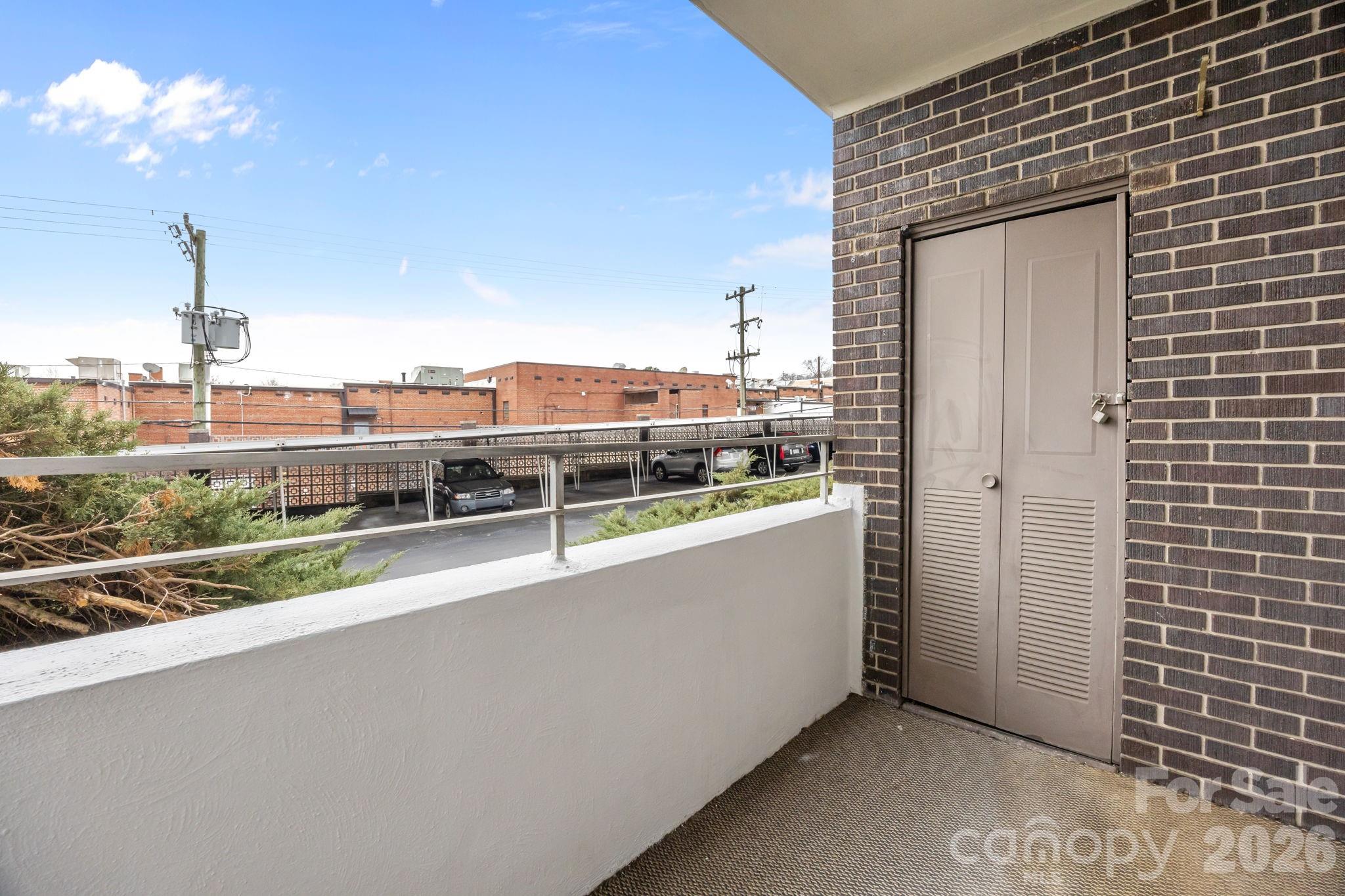 1300 Reece Road #208 — Charlotte