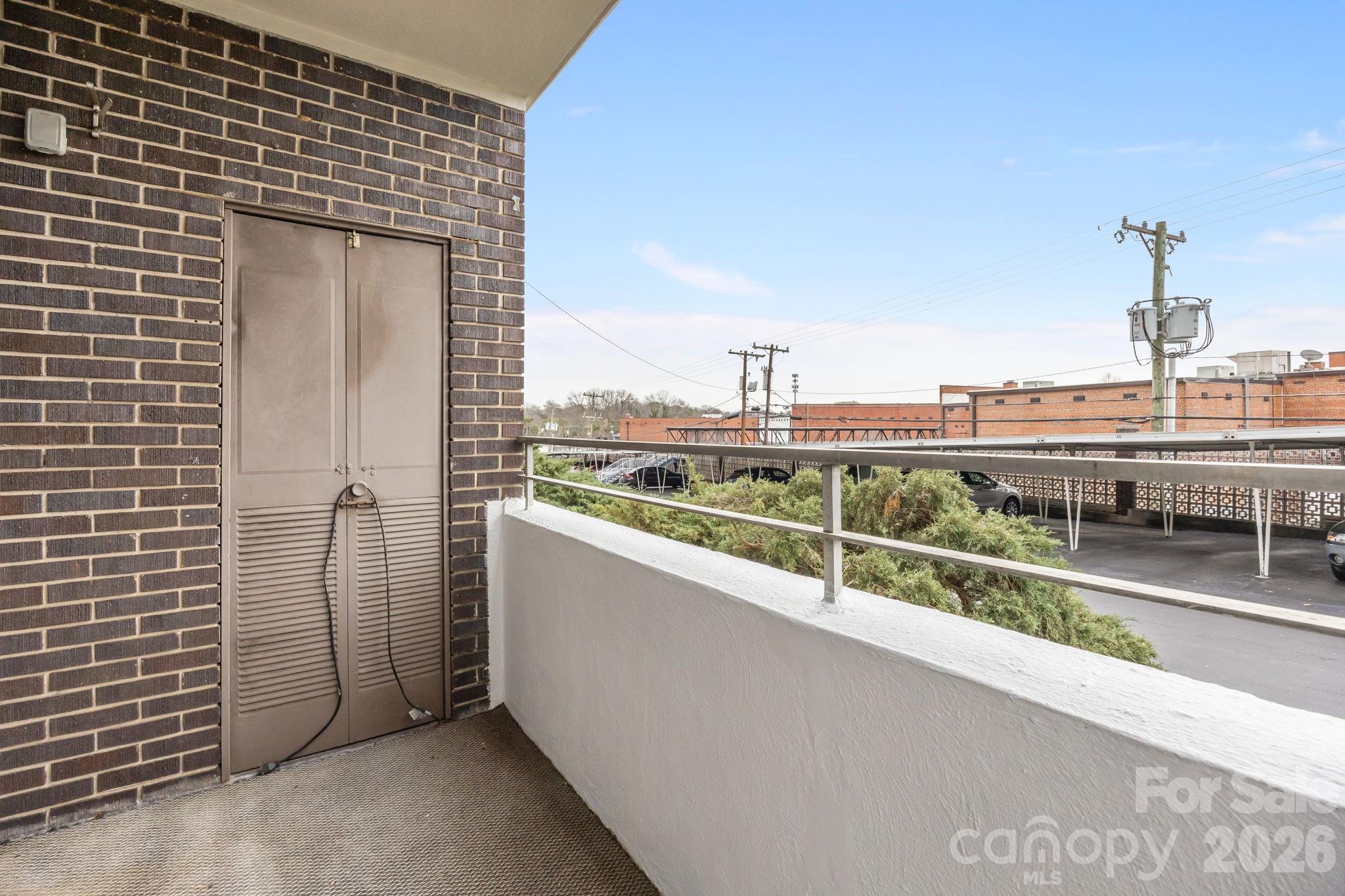 1300 Reece Road #208 — Charlotte