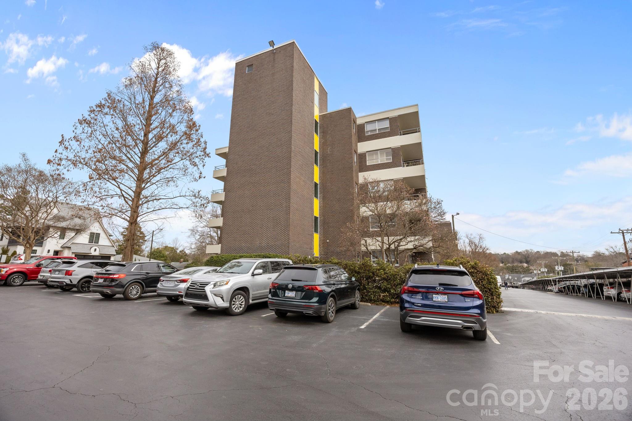 1300 Reece Road #208 — Charlotte