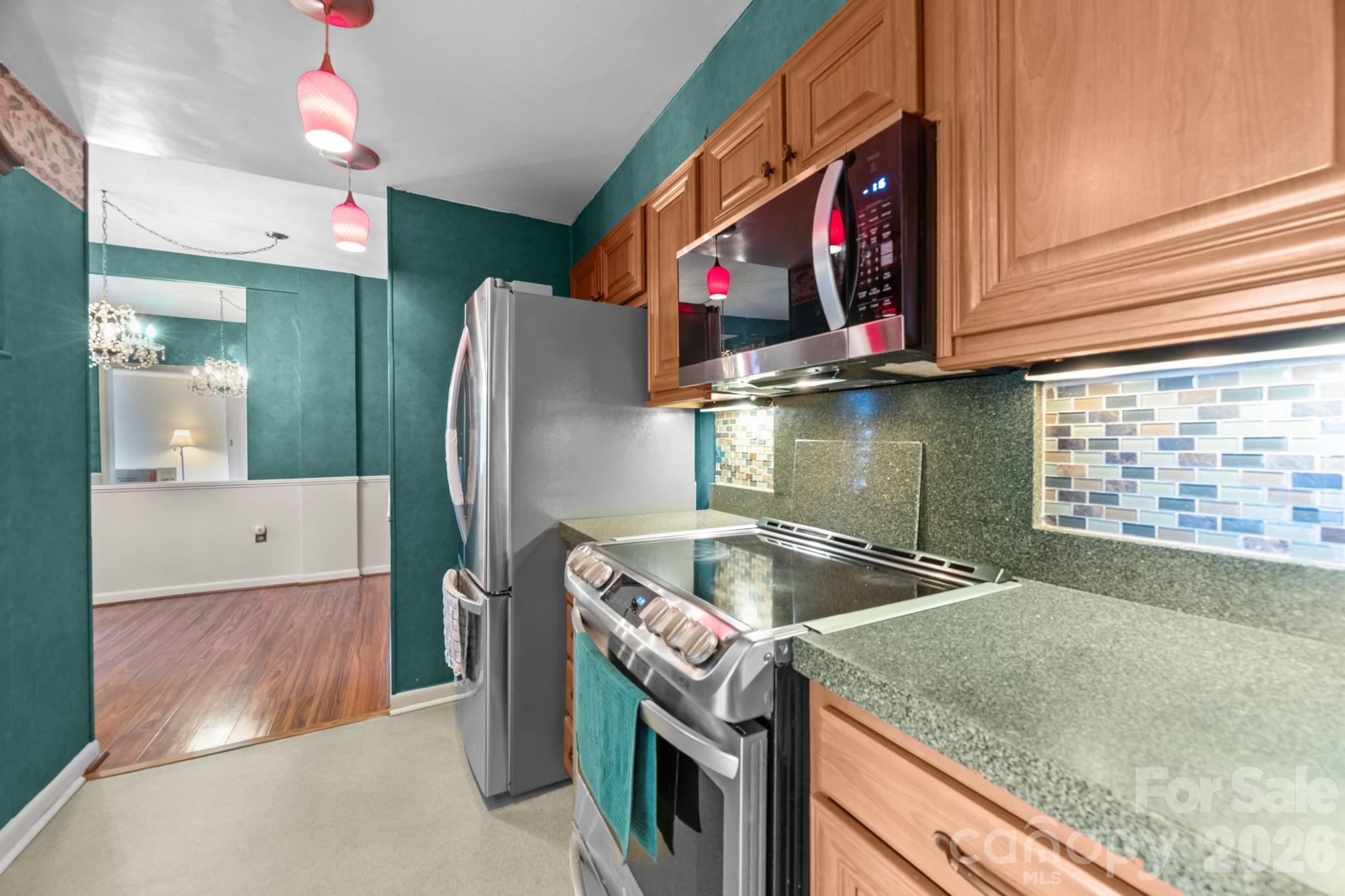 1300 Reece Road #208 — Charlotte