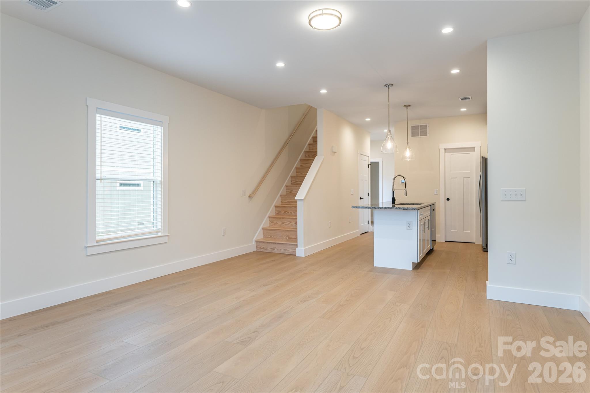 4 Wyndom Lane — Asheville
