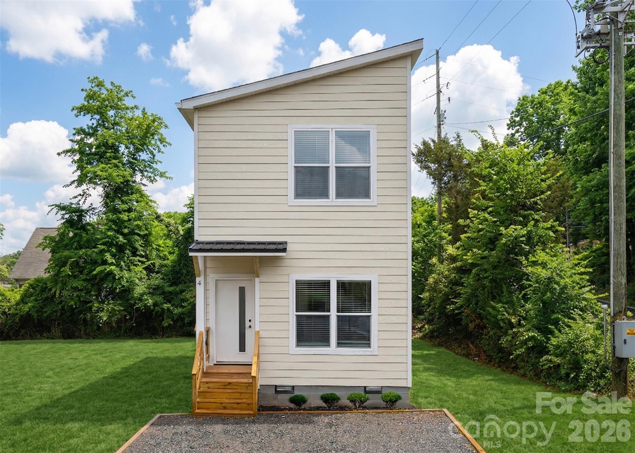 4 Wyndom Lane — Asheville