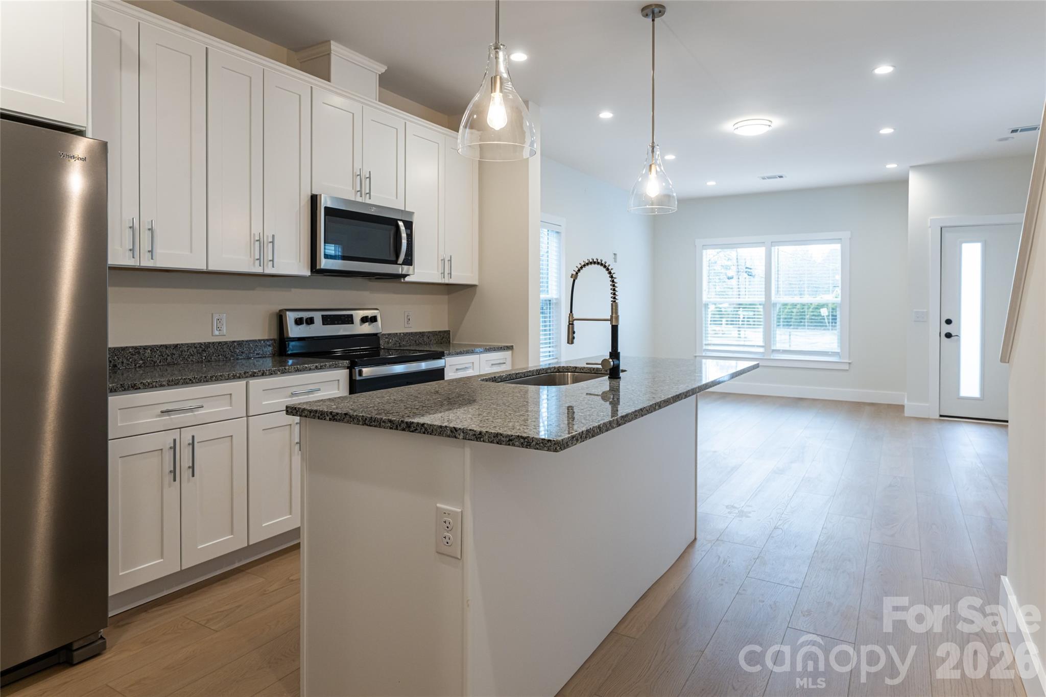 4 Wyndom Lane — Asheville