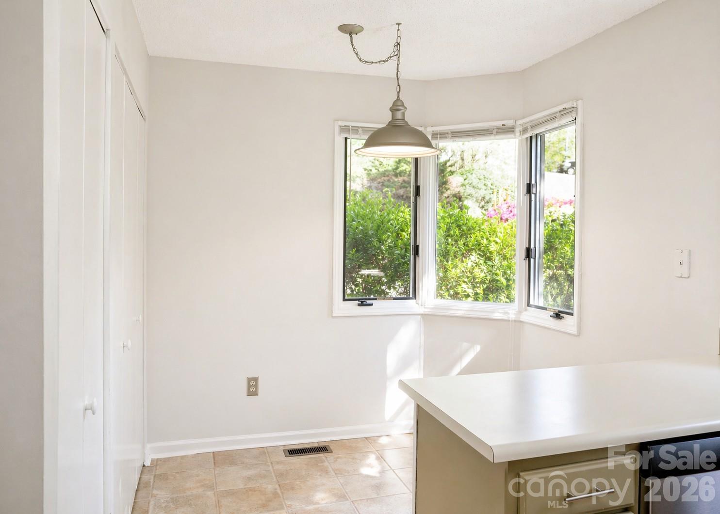 305 Piney Mountain Drive #J1 — Asheville