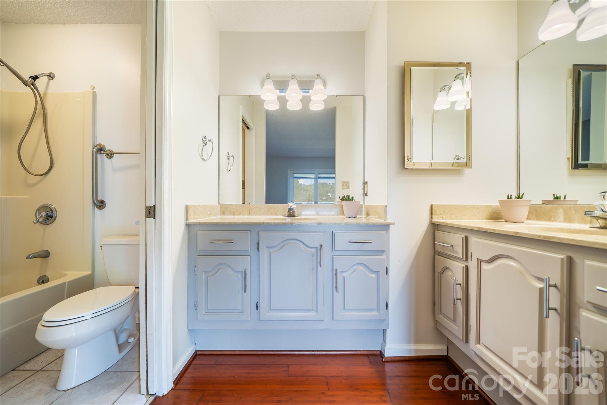 305 Piney Mountain Drive #J1 — Asheville