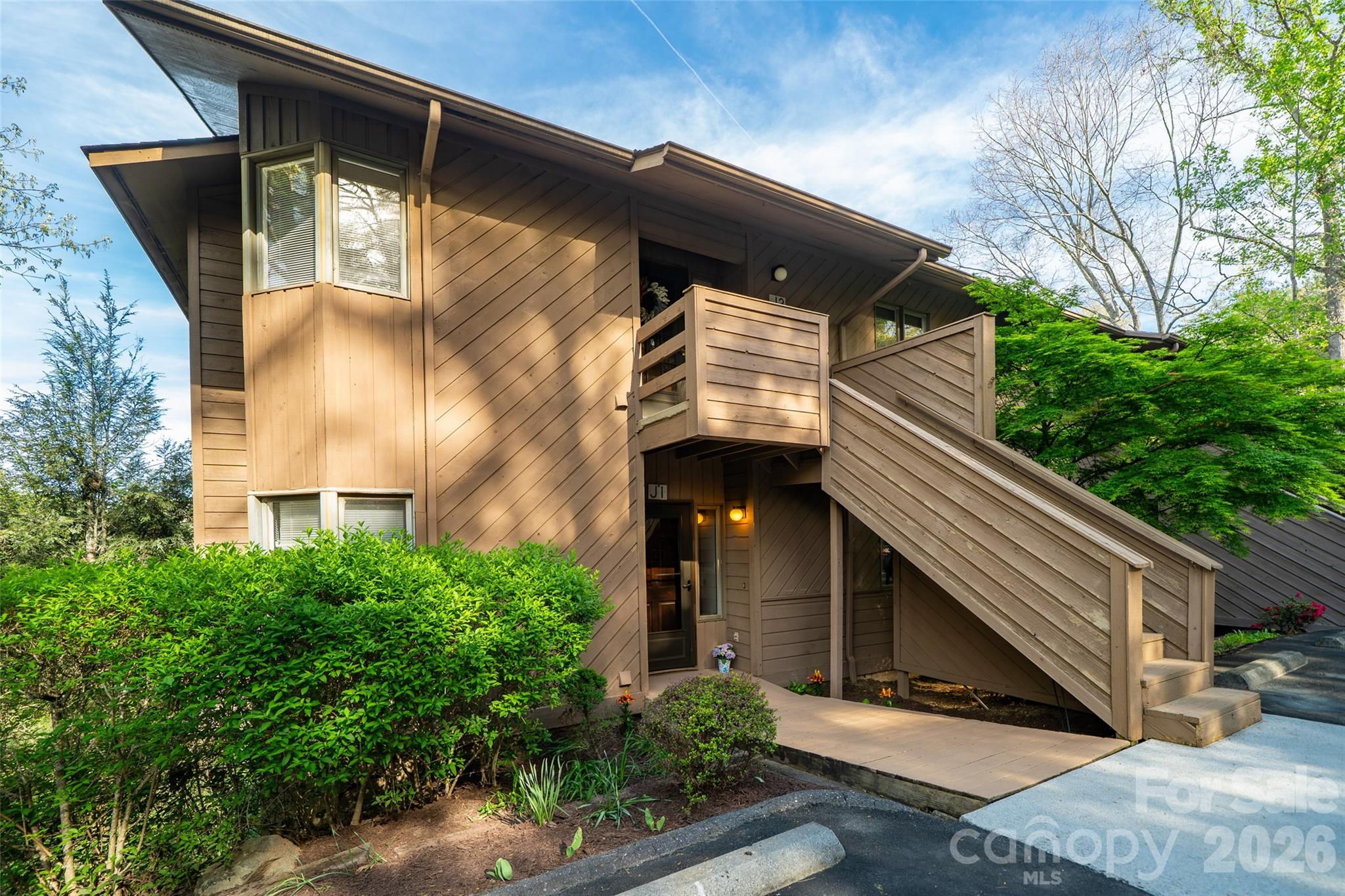 305 Piney Mountain Drive #J1 — Asheville
