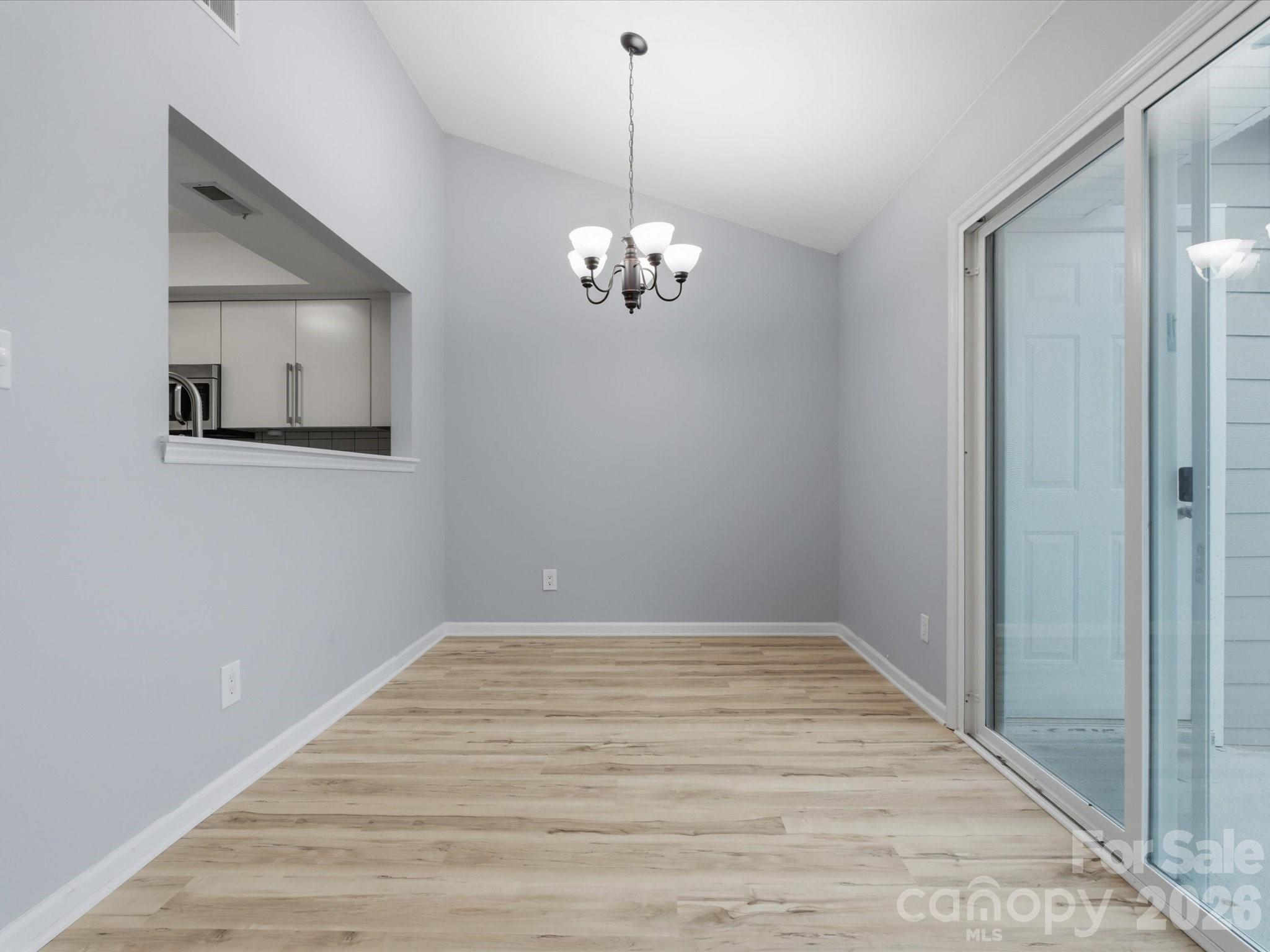 9404 S Vicksburg Park Court — Charlotte