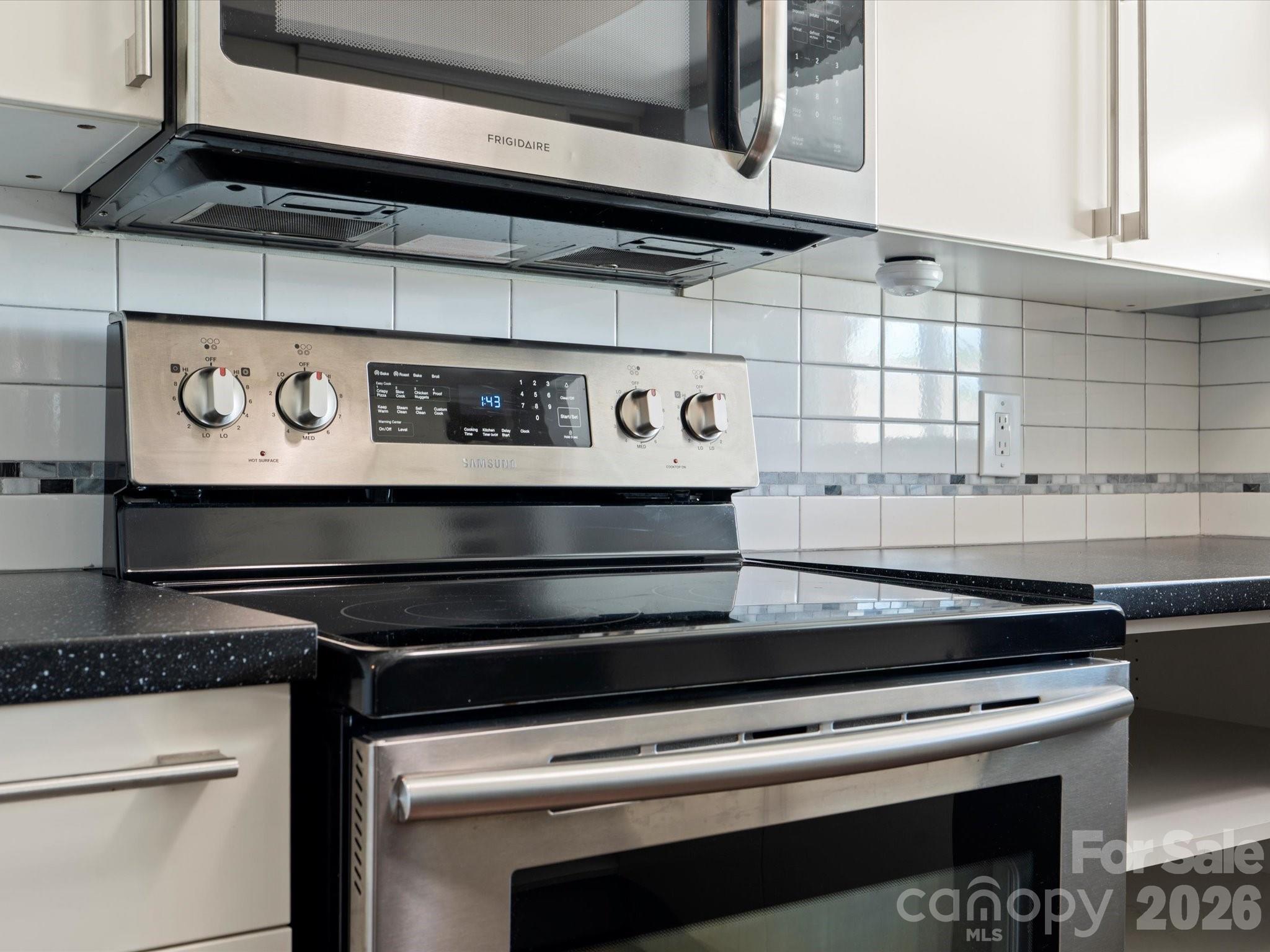 9404 S Vicksburg Park Court — Charlotte