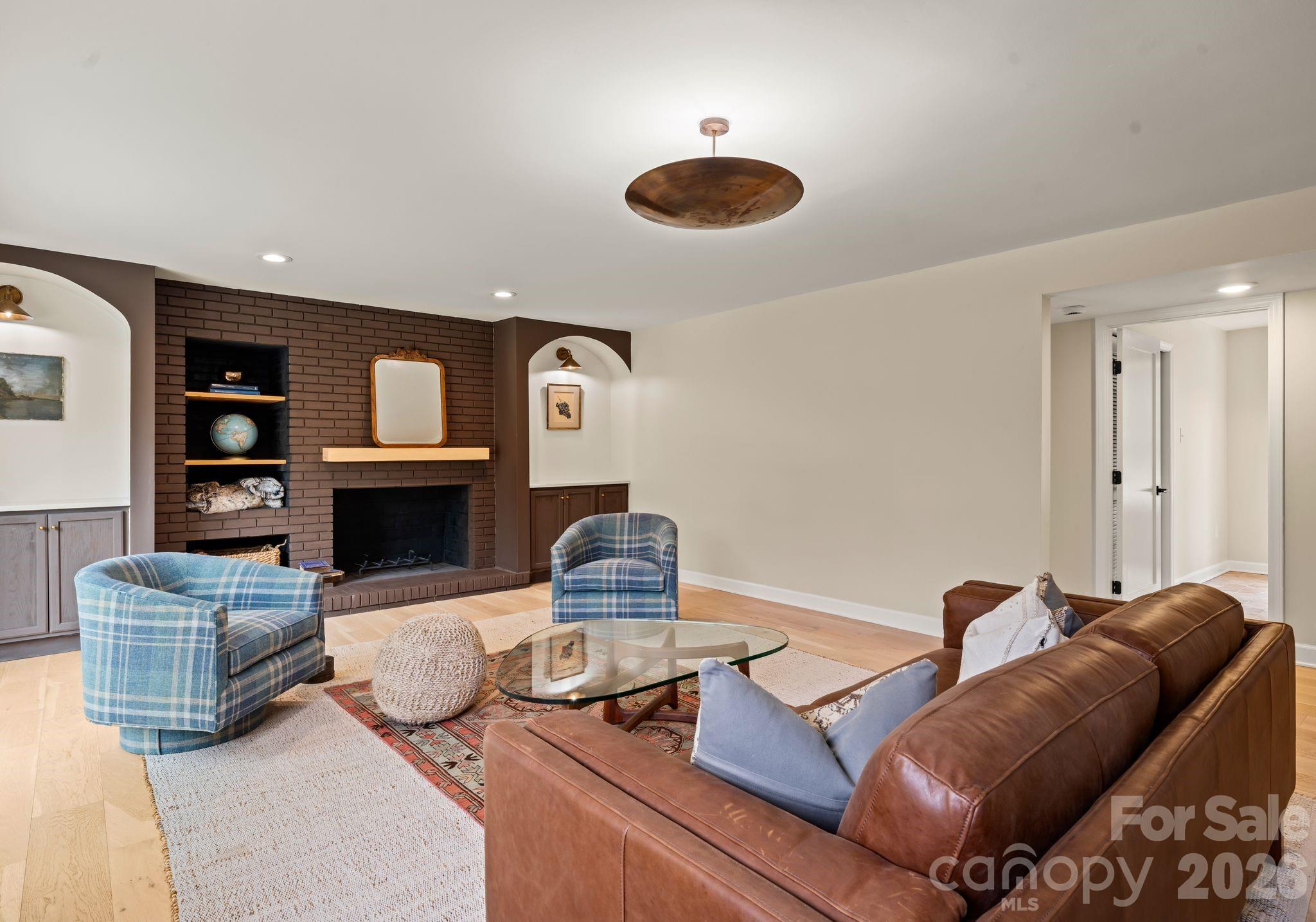 823 Wingrave Drive — Charlotte