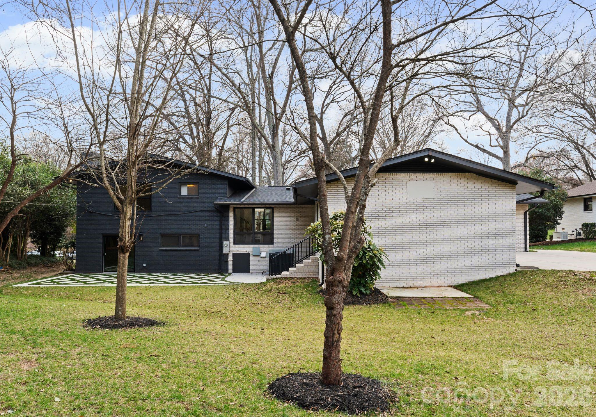823 Wingrave Drive — Charlotte