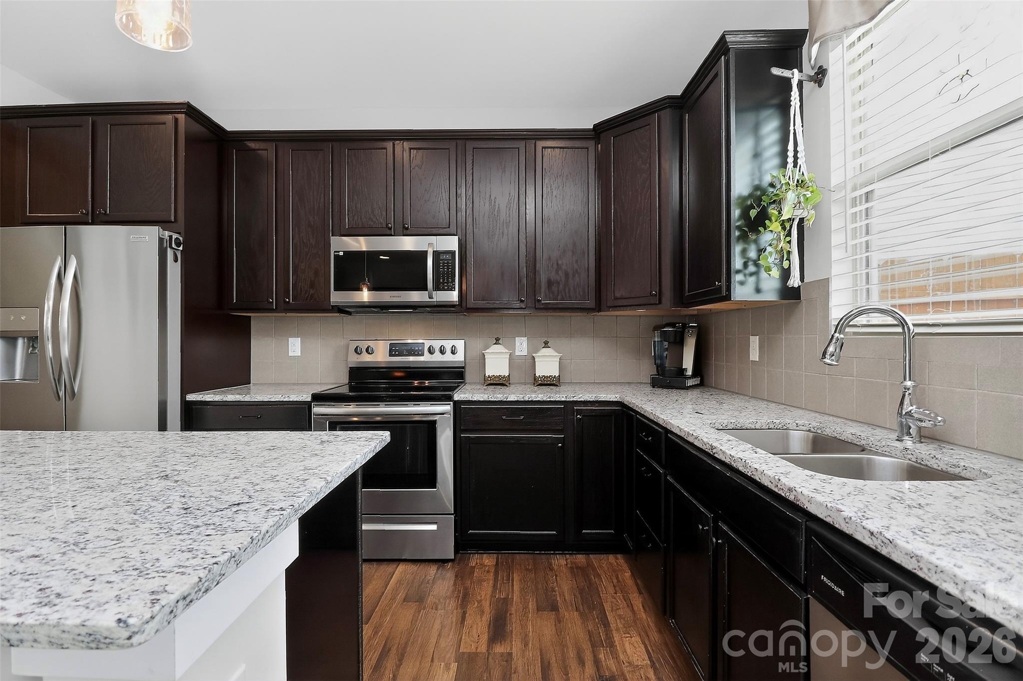 4626 Gibbons Link Road — Charlotte