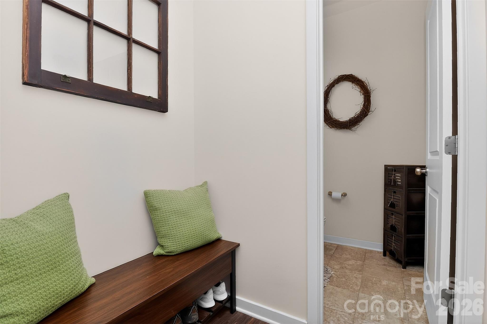 4626 Gibbons Link Road — Charlotte