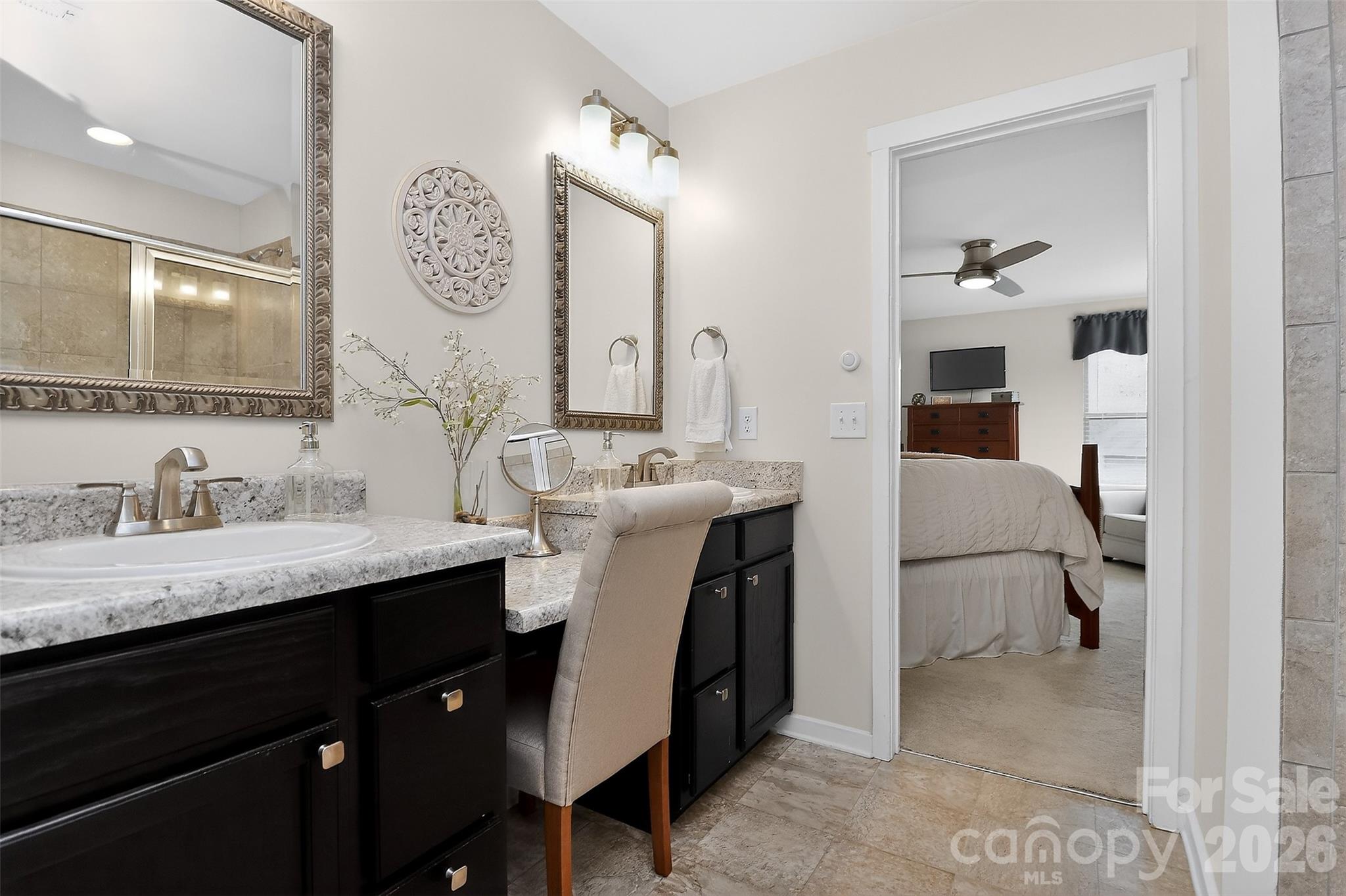 4626 Gibbons Link Road — Charlotte