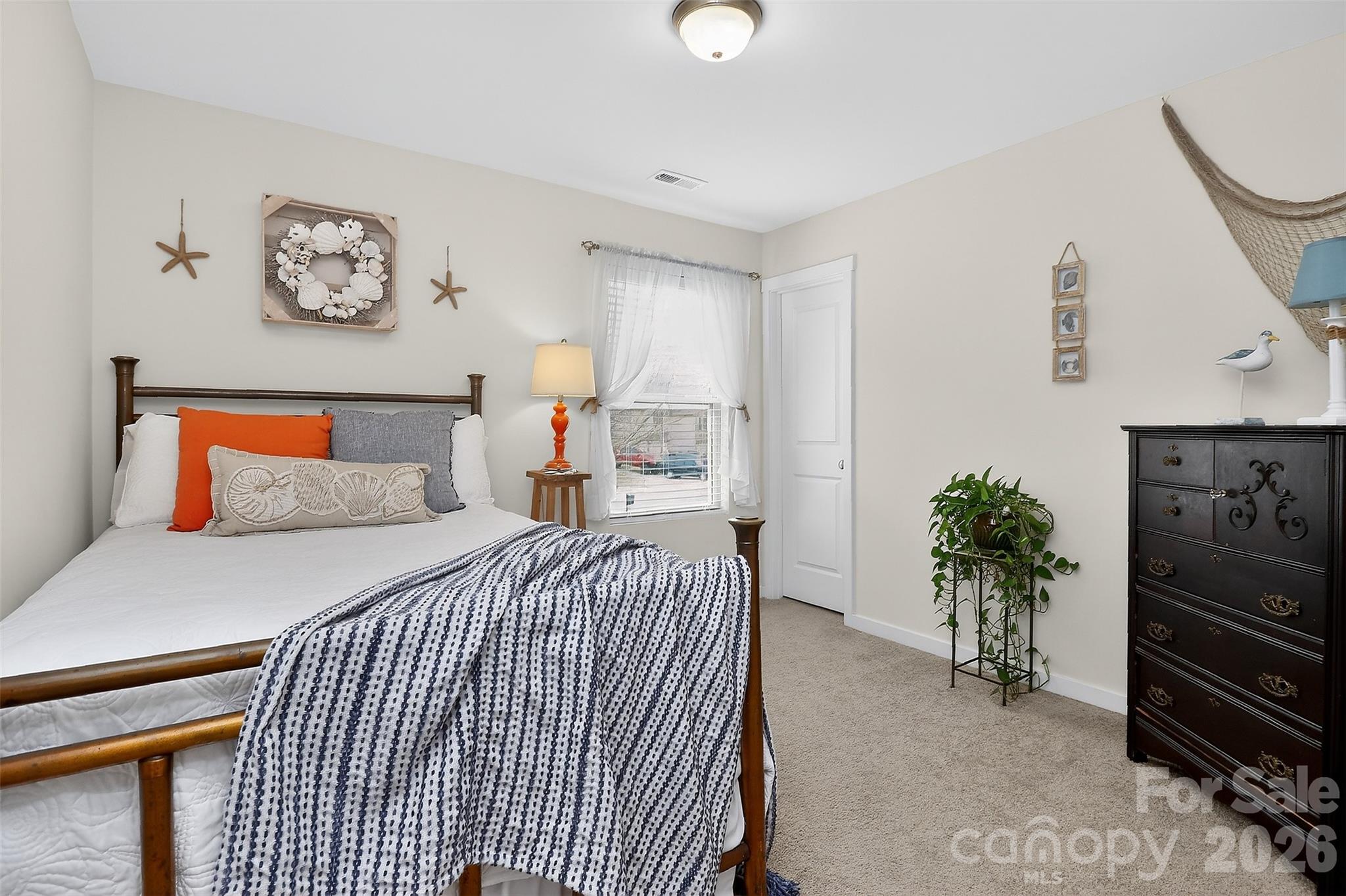 4626 Gibbons Link Road — Charlotte