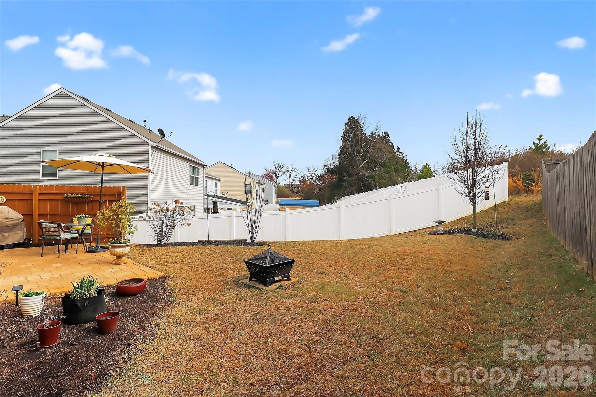 4626 Gibbons Link Road — Charlotte