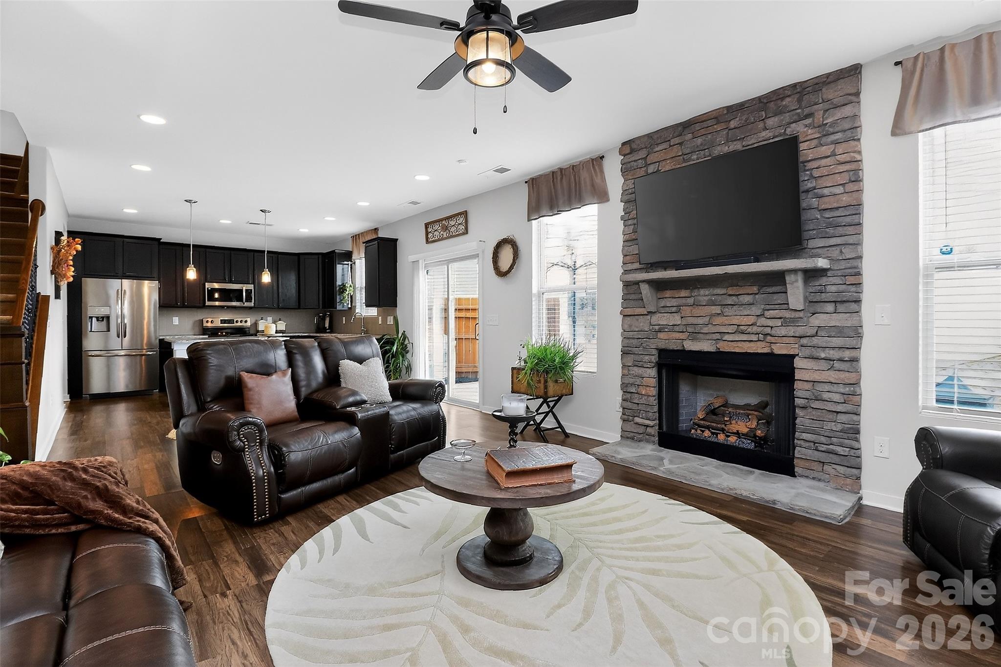 4626 Gibbons Link Road — Charlotte