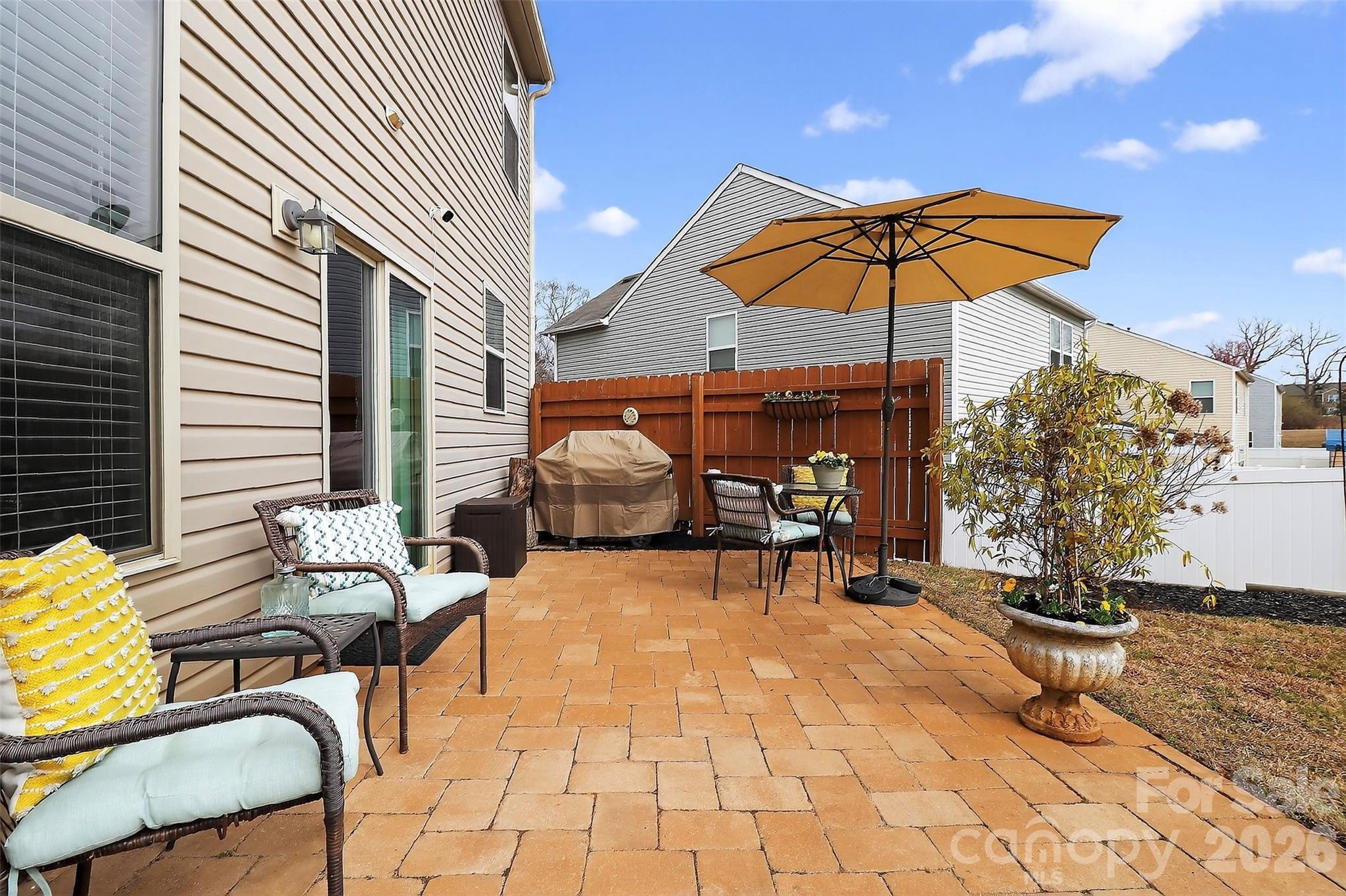 4626 Gibbons Link Road — Charlotte