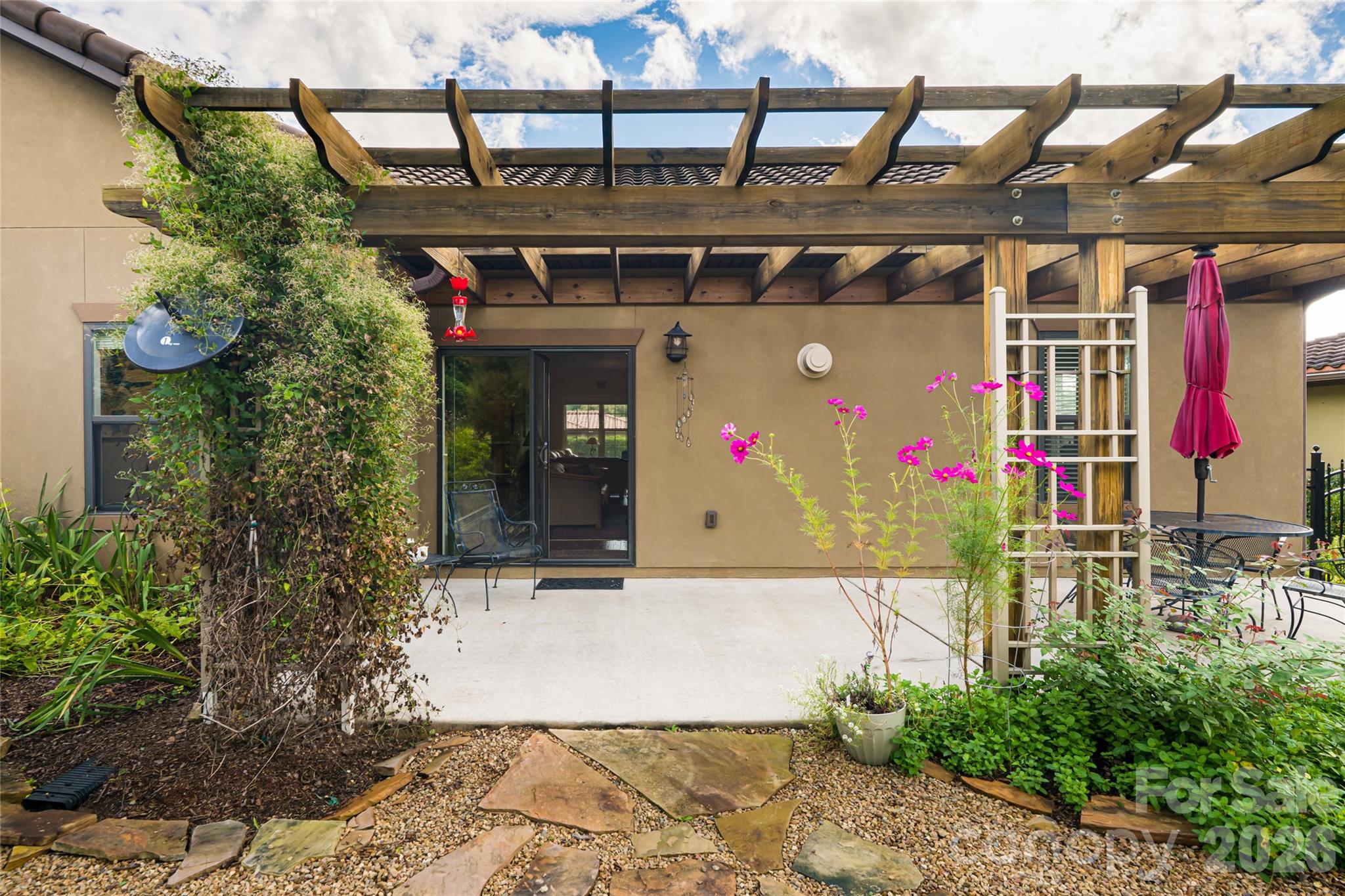 5 Pacifico Drive — Asheville