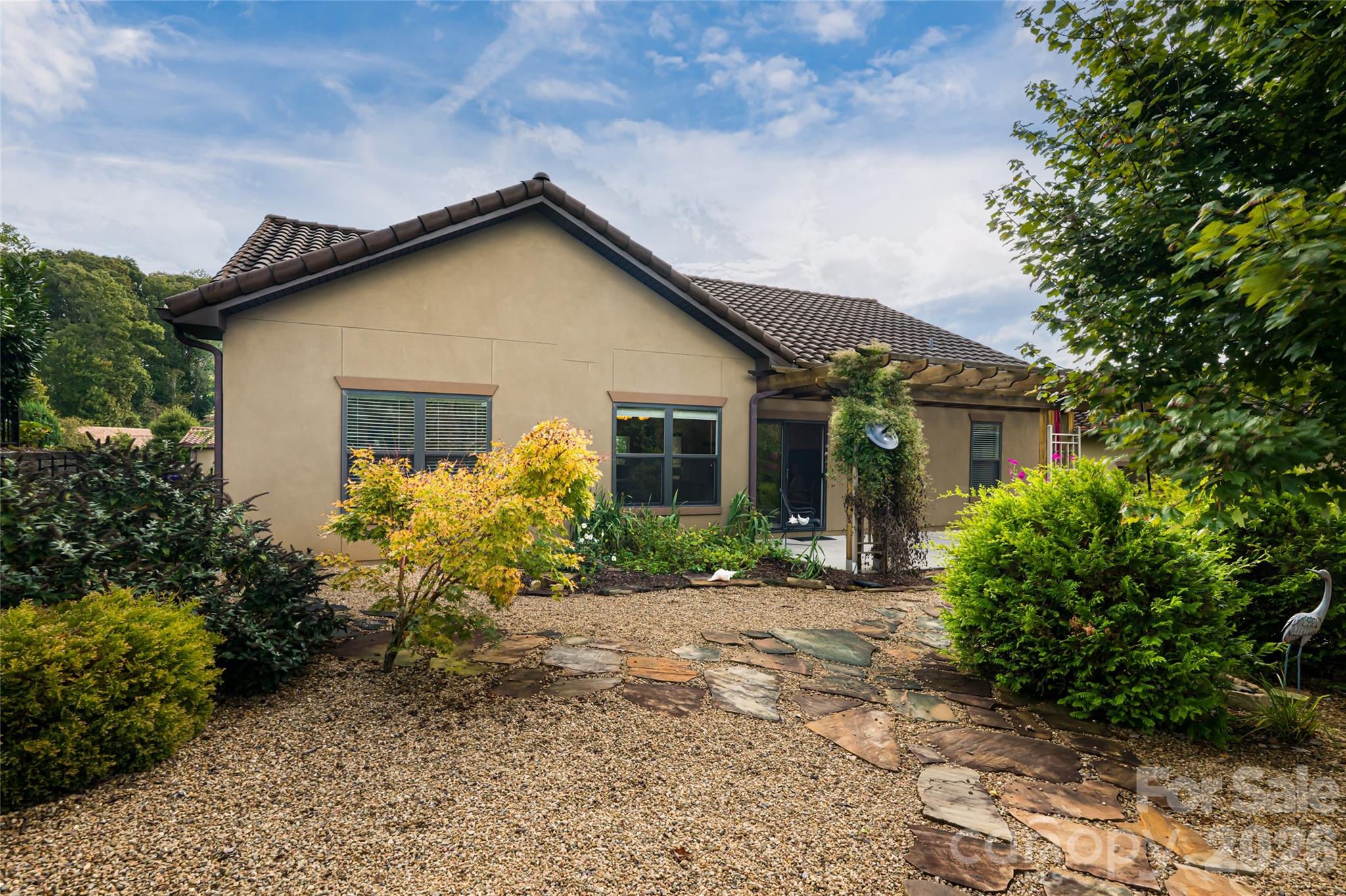 5 Pacifico Drive — Asheville