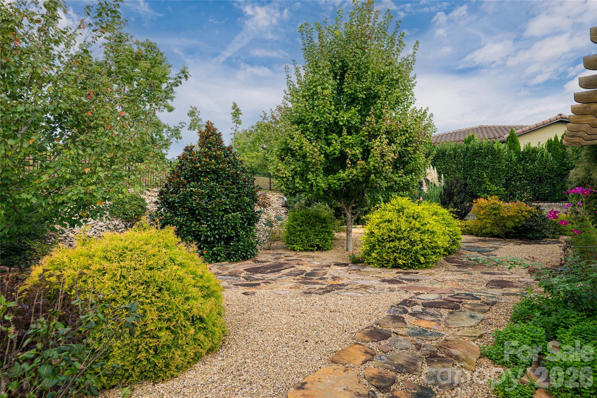 5 Pacifico Drive — Asheville