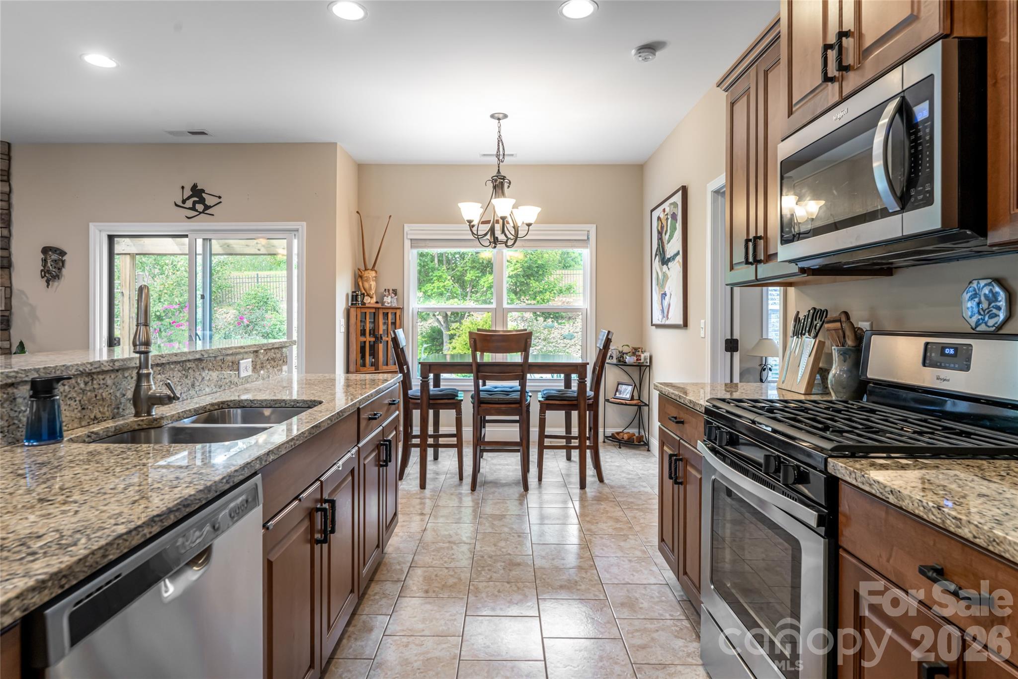 5 Pacifico Drive — Asheville