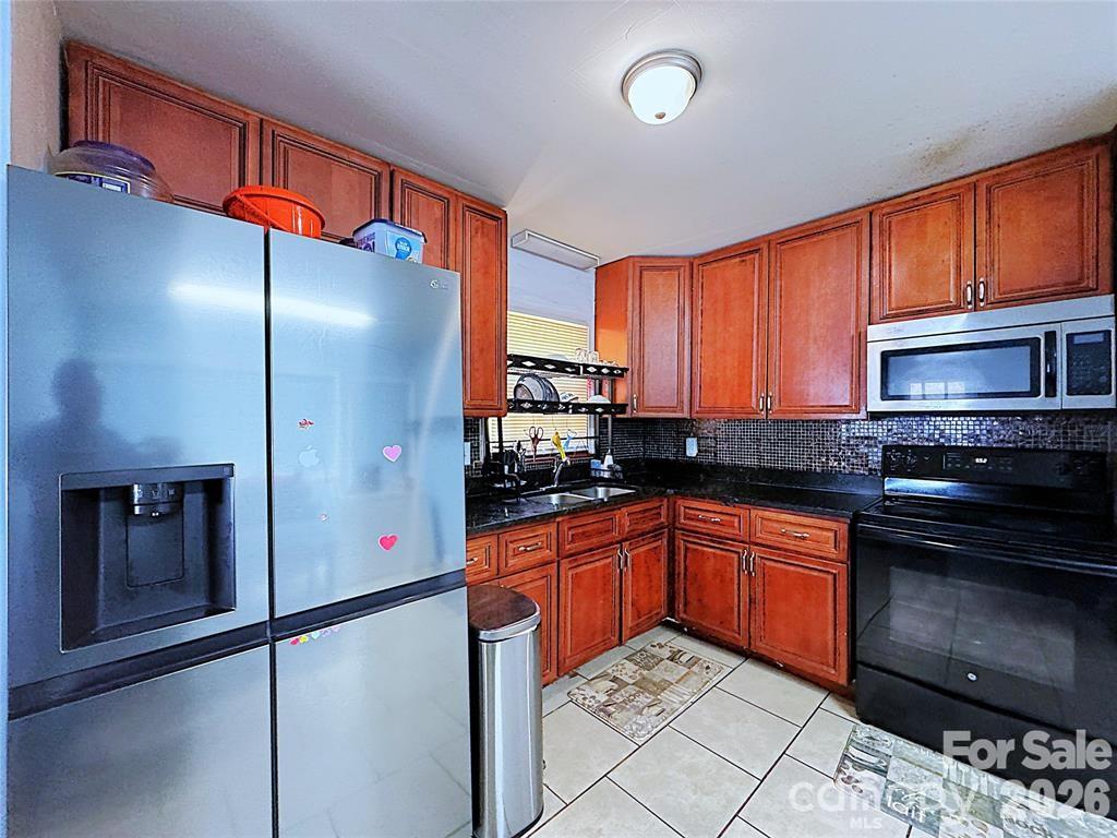 2209 Laura Drive — Charlotte