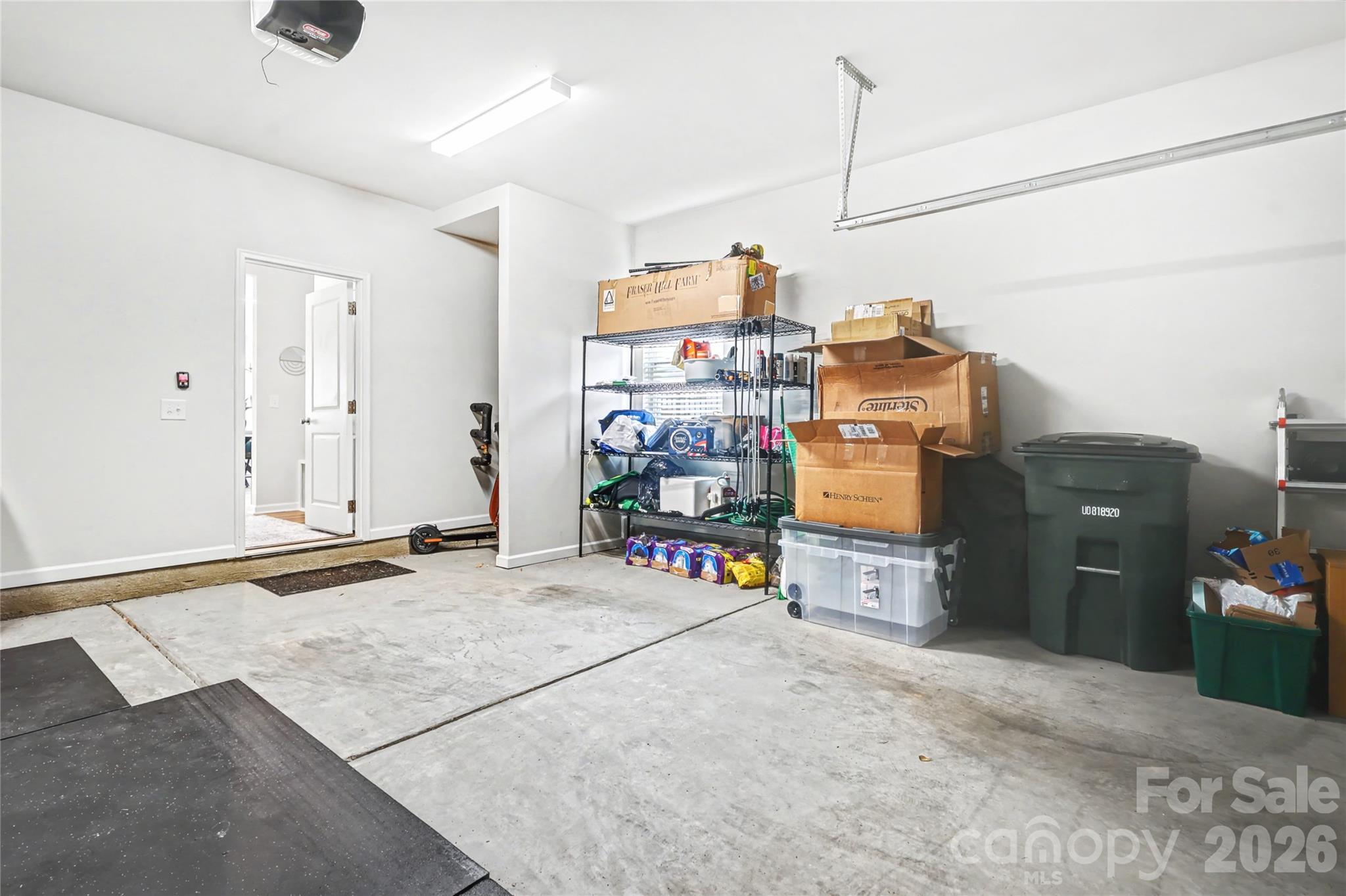106 Renny Alley — Charlotte