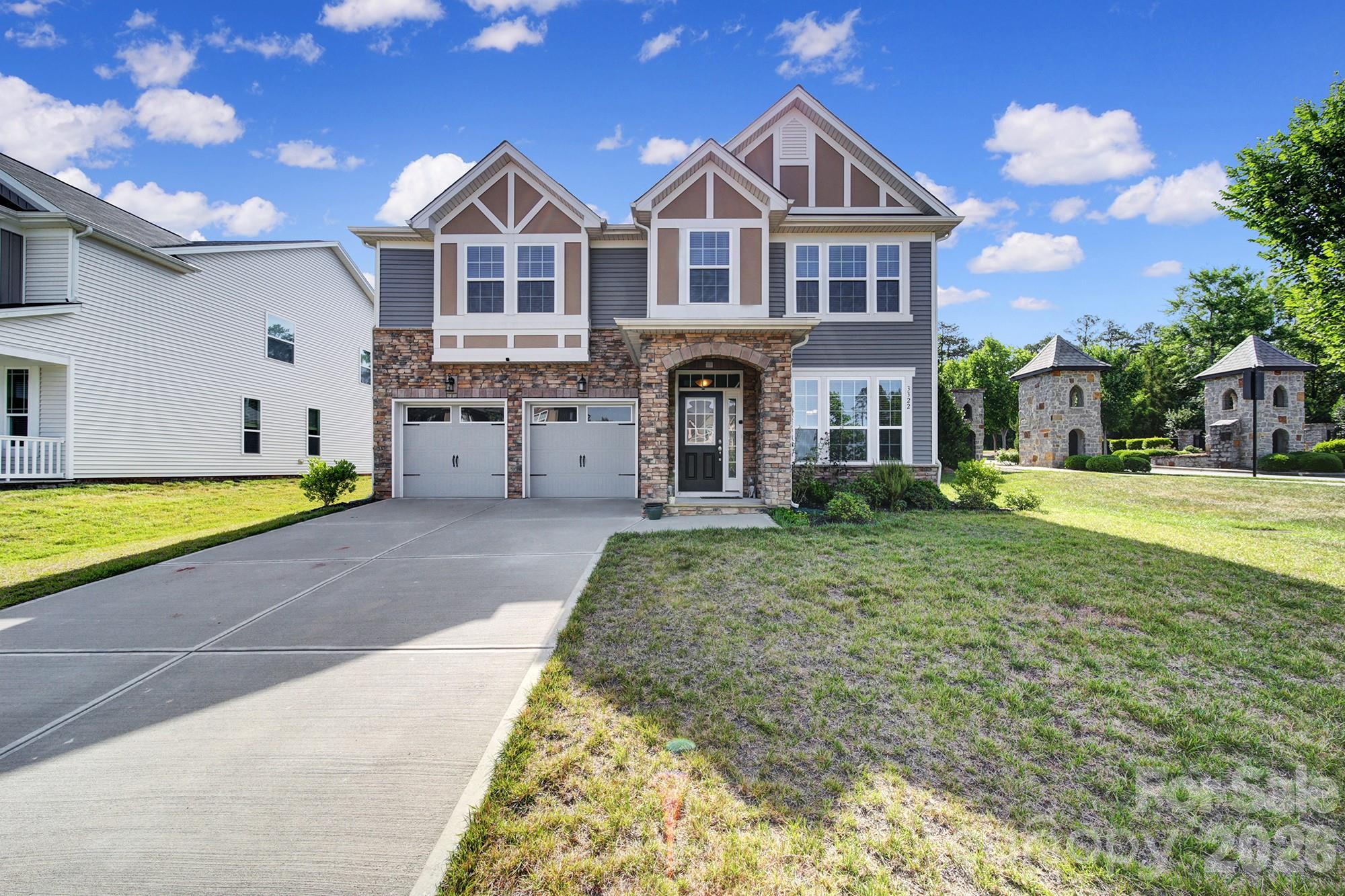 3322 Helmsley Court — Concord