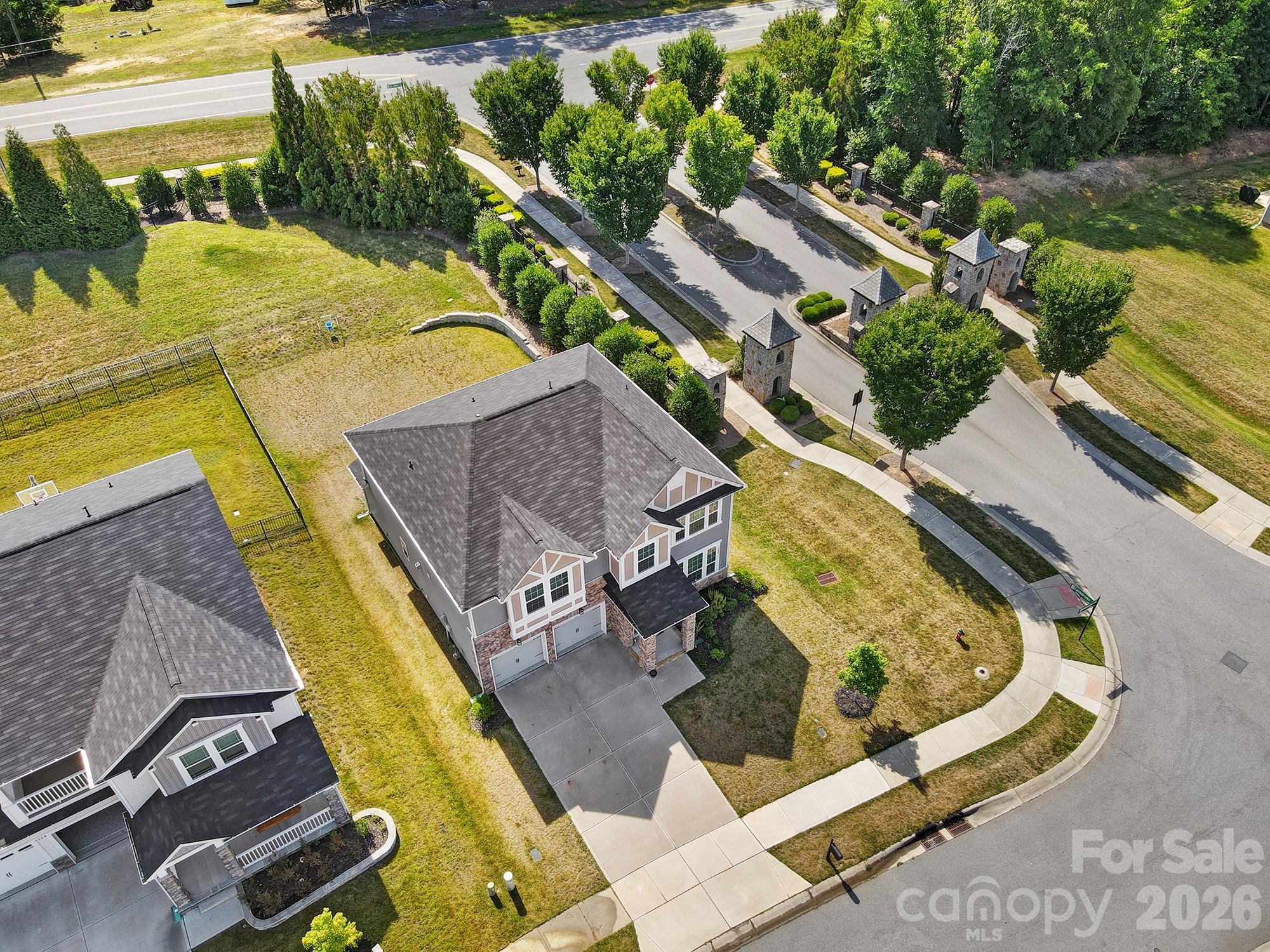 3322 Helmsley Court — Concord
