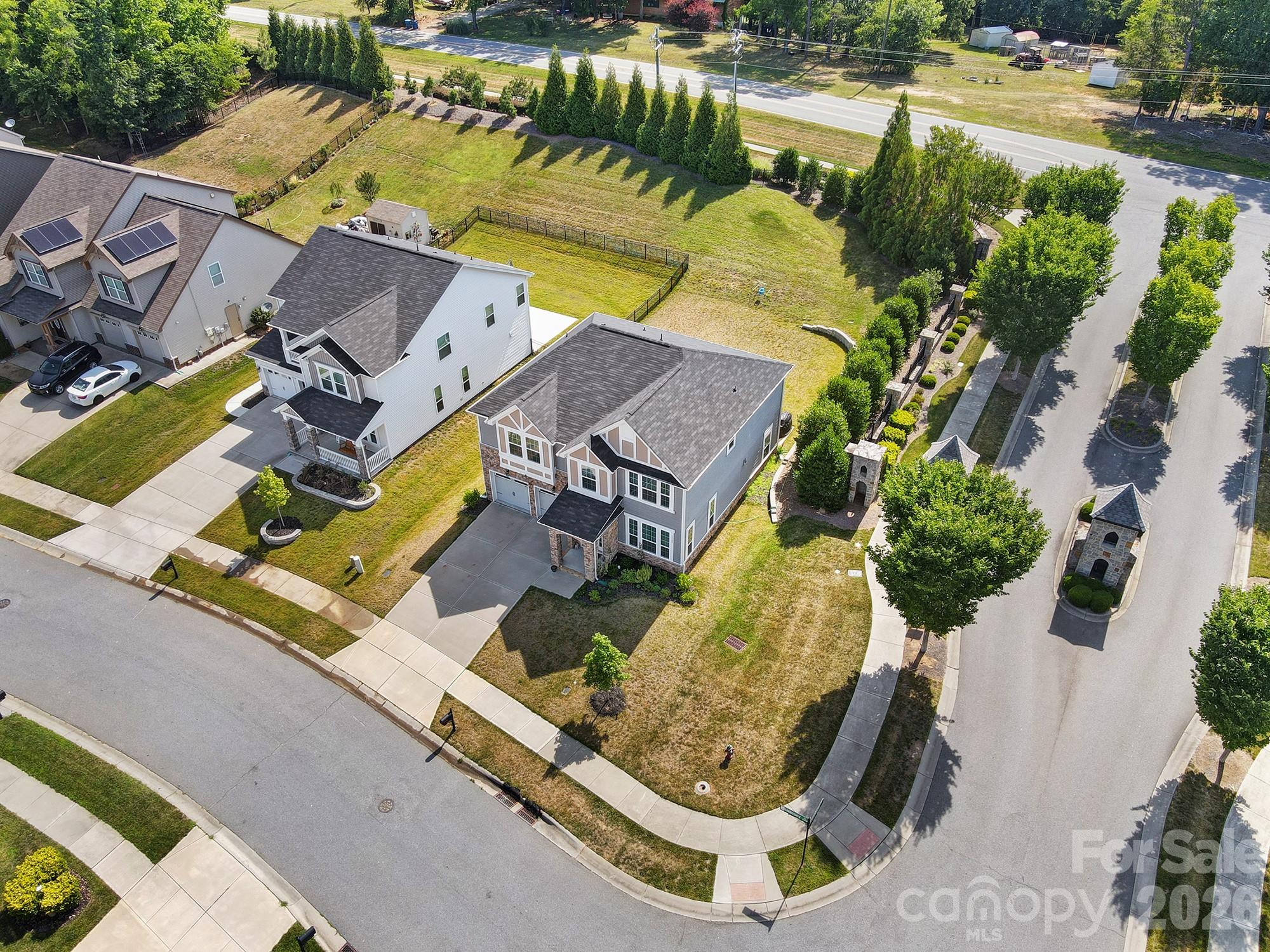 3322 Helmsley Court — Concord