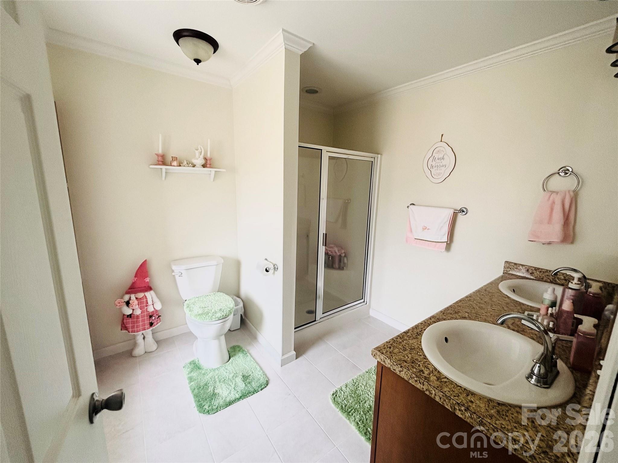 124 Hood Heights — Hendersonville