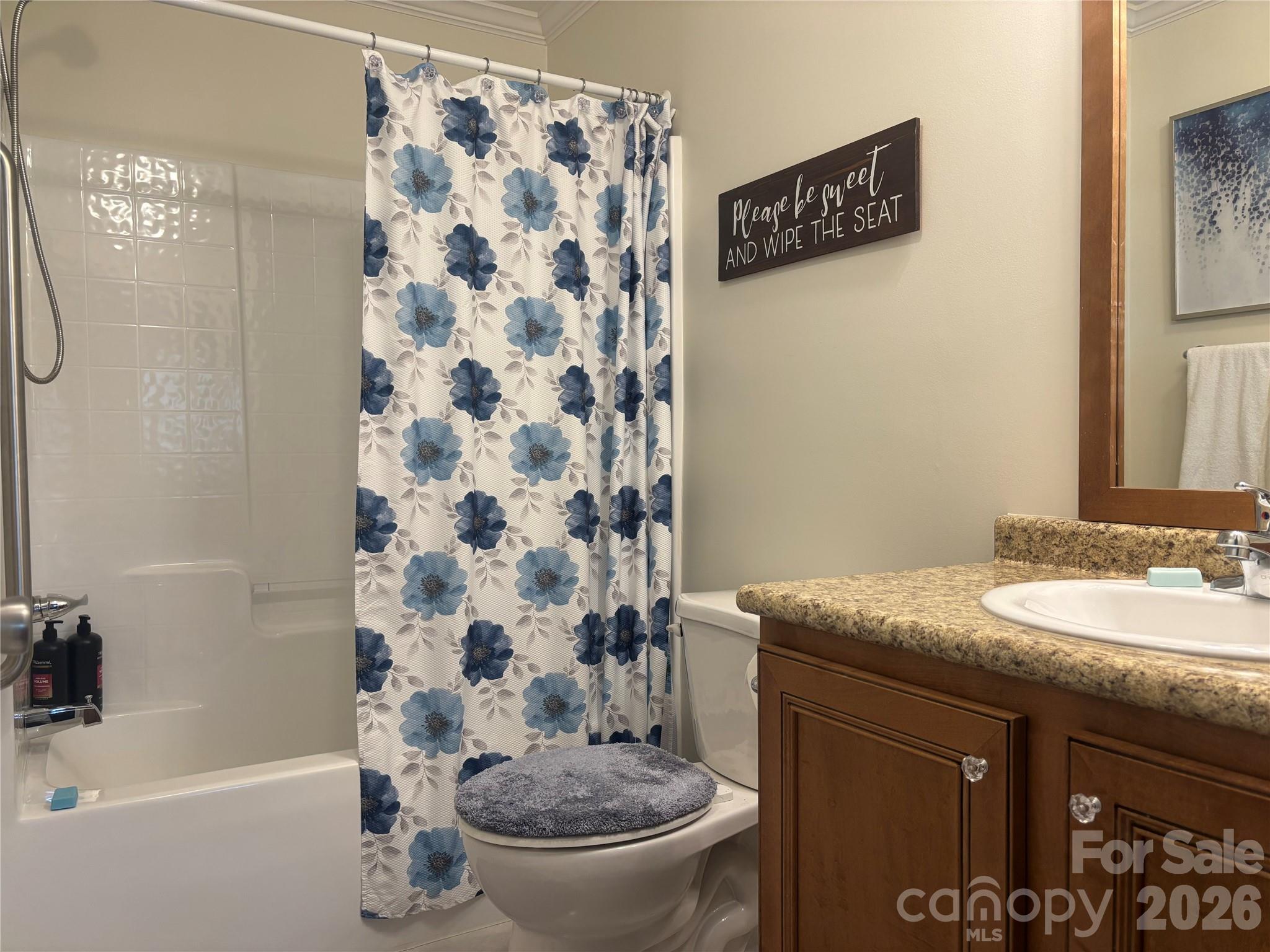 124 Hood Heights — Hendersonville