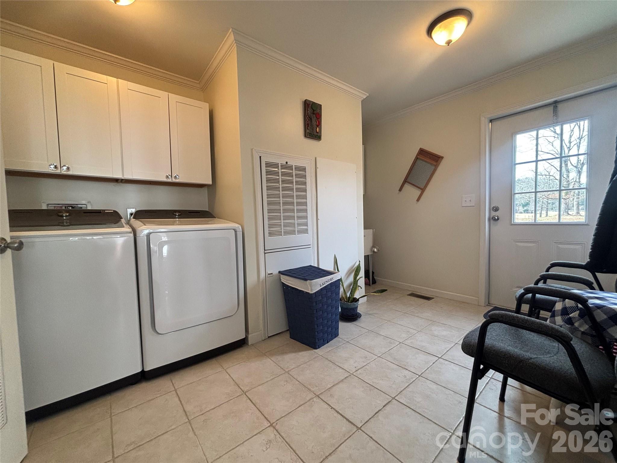 124 Hood Heights — Hendersonville