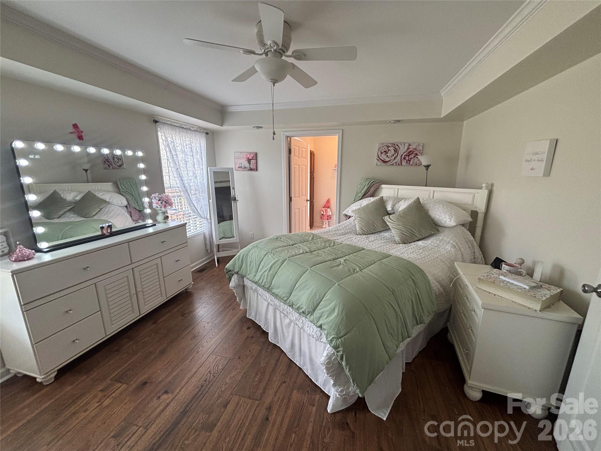 124 Hood Heights — Hendersonville