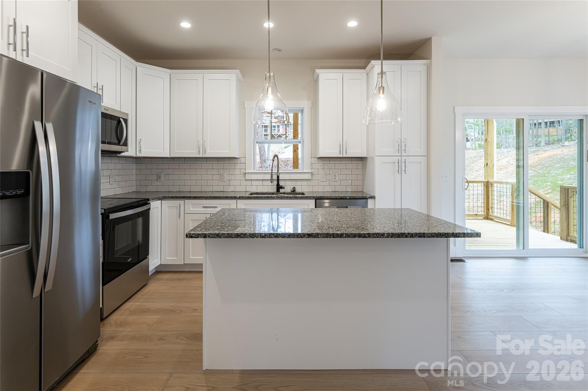 165 Cascade Ridge Road — Fairview