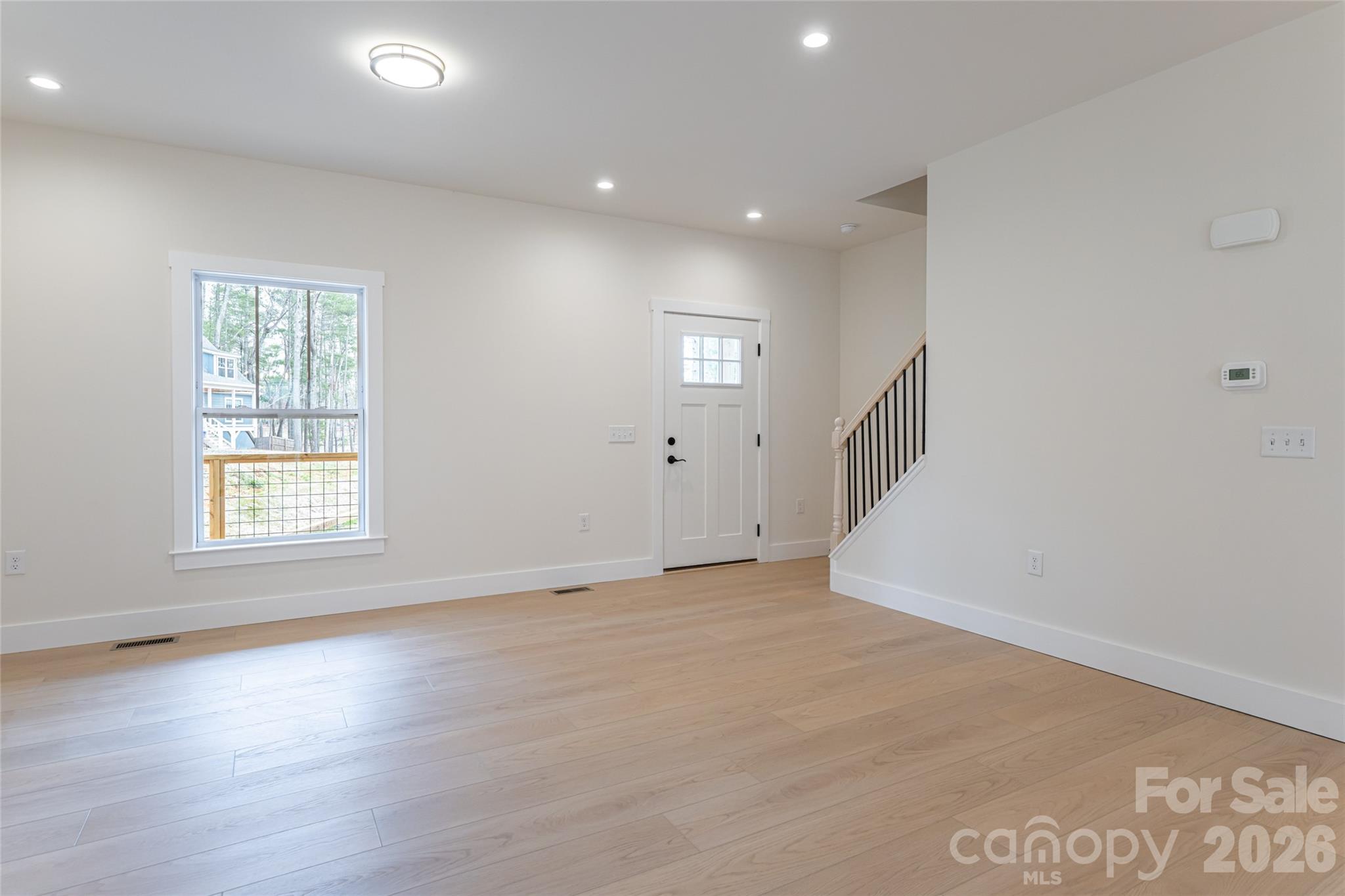 165 Cascade Ridge Road — Fairview